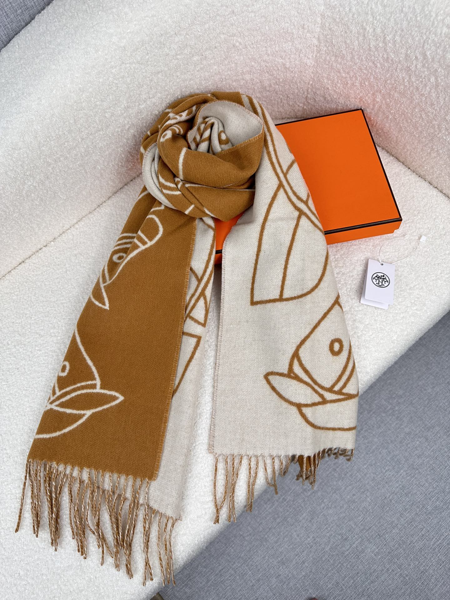 1002 Classic Soft and Comfortable Scarf 1002 Classic Soft and Comfortable Scarf