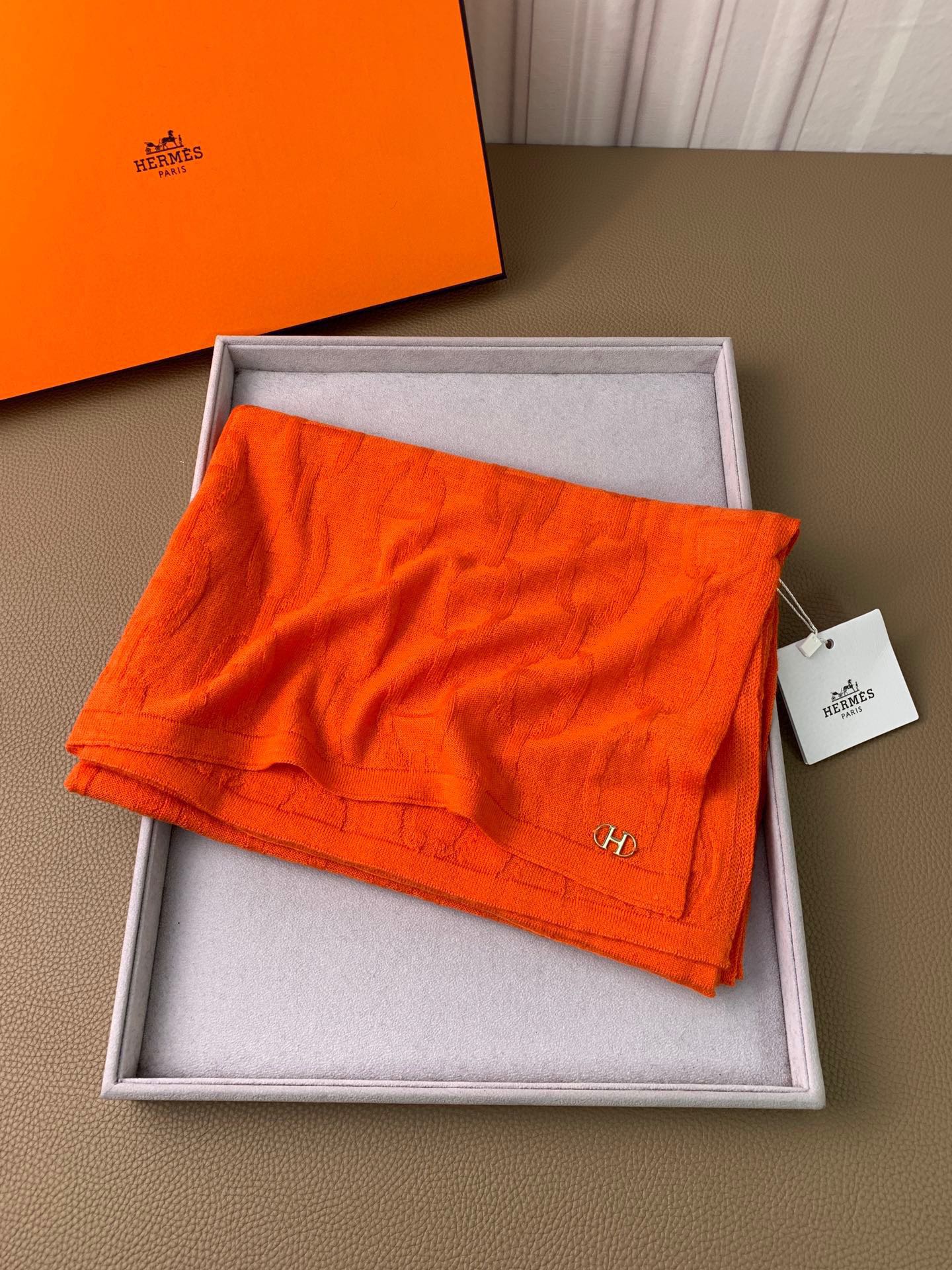 1002 Classic Soft and Comfortable Scarf 1002 Classic Soft and Comfortable Scarf
