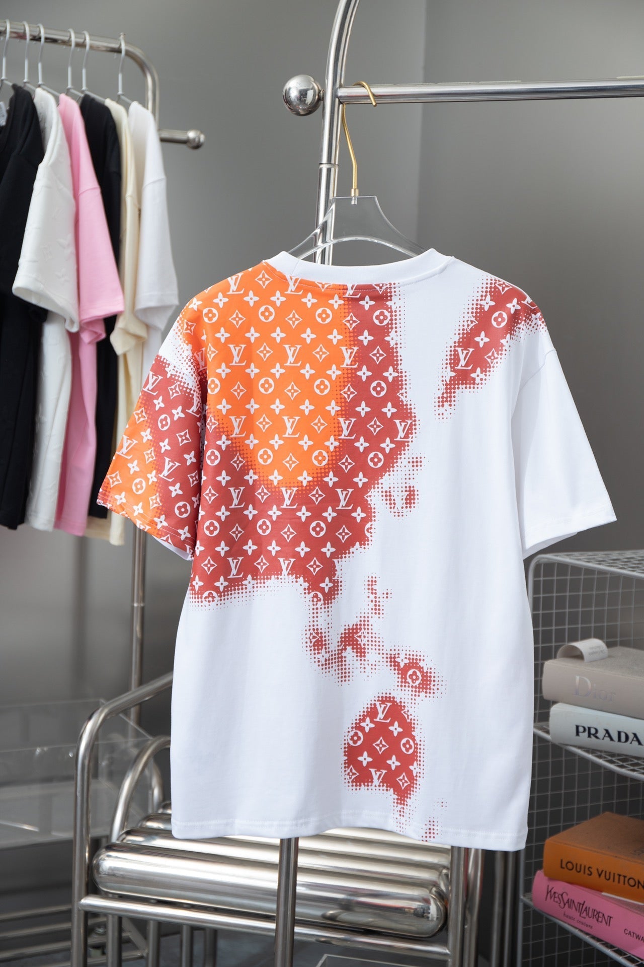 NEW 0401 T-shirt NEW 0401 T-shirt