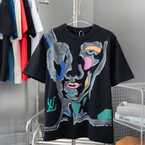 Face print T-shirt