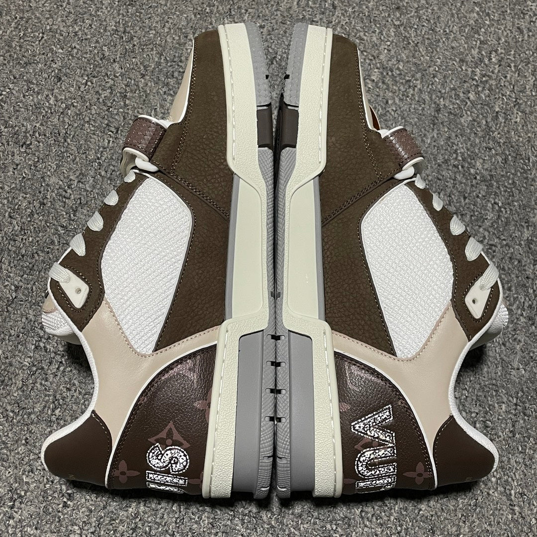 New feature graphic board shoes New feature graphic board shoes