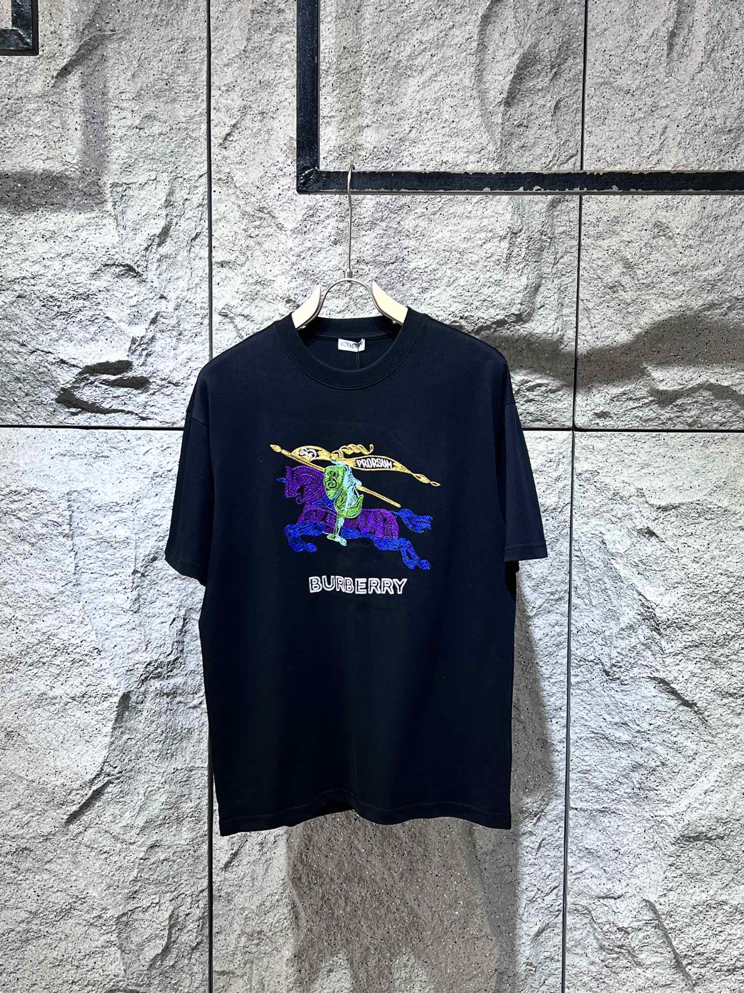 War Horse Printed T-Shirt War Horse Printed T-Shirt