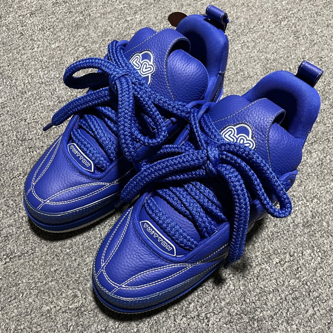 New color matching casual board shoes New color matching casual board shoes