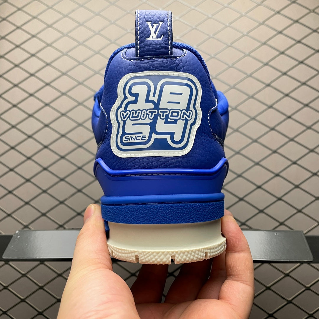 New color matching casual board shoes New color matching casual board shoes