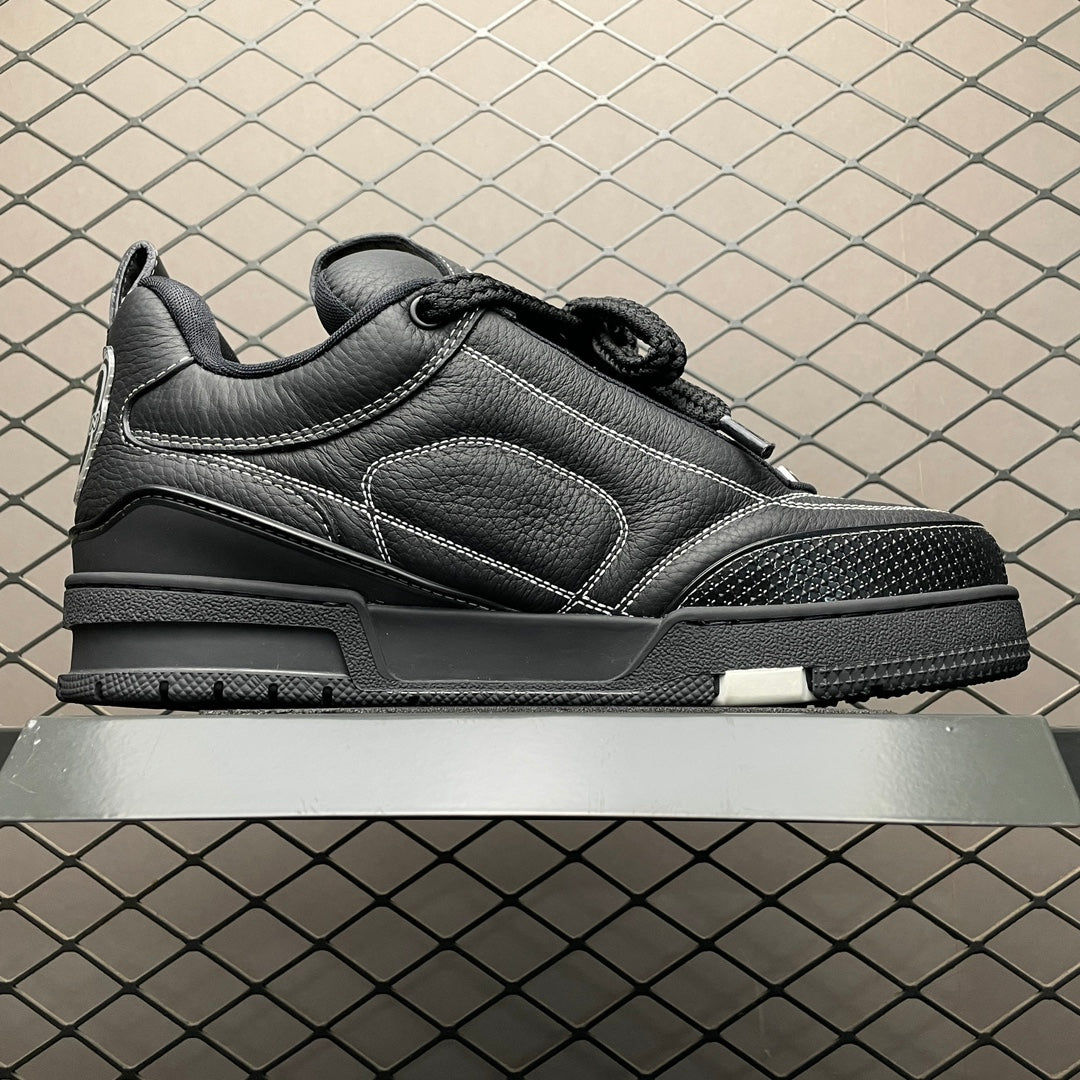 New color matching casual board shoes New color matching casual board shoes