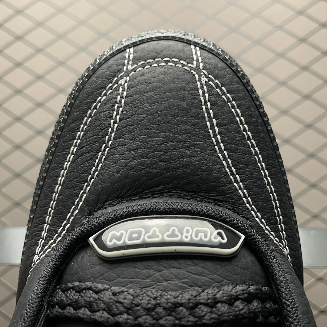 New color matching casual board shoes New color matching casual board shoes