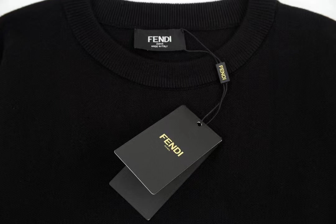 F GRADIENT Sweater F GRADIENT Sweater