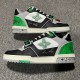 New color matching casual board shoes New color matching casual board shoes