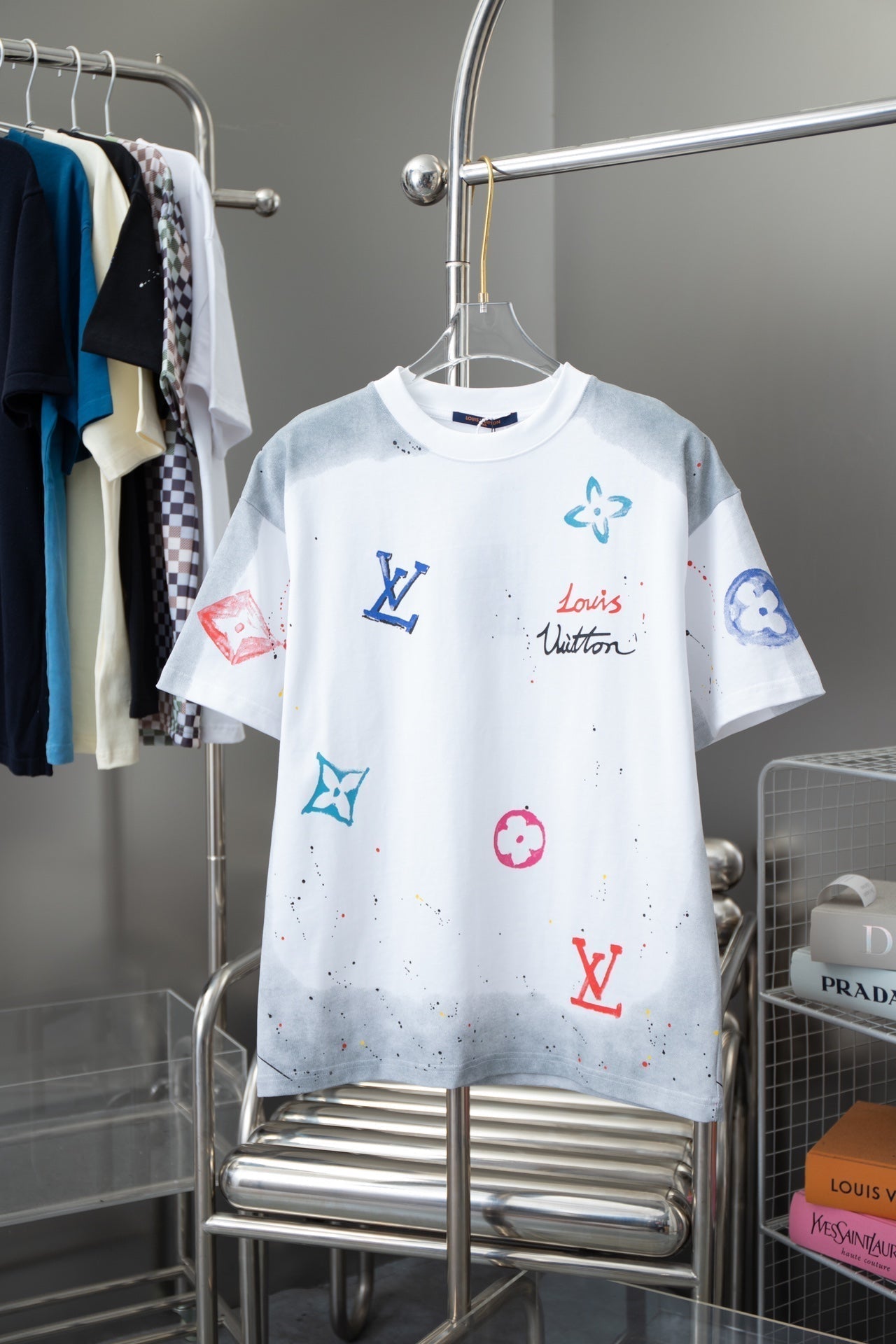 Gradient Pattern Printed T-Shirt Gradient Pattern Printed T-Shirt