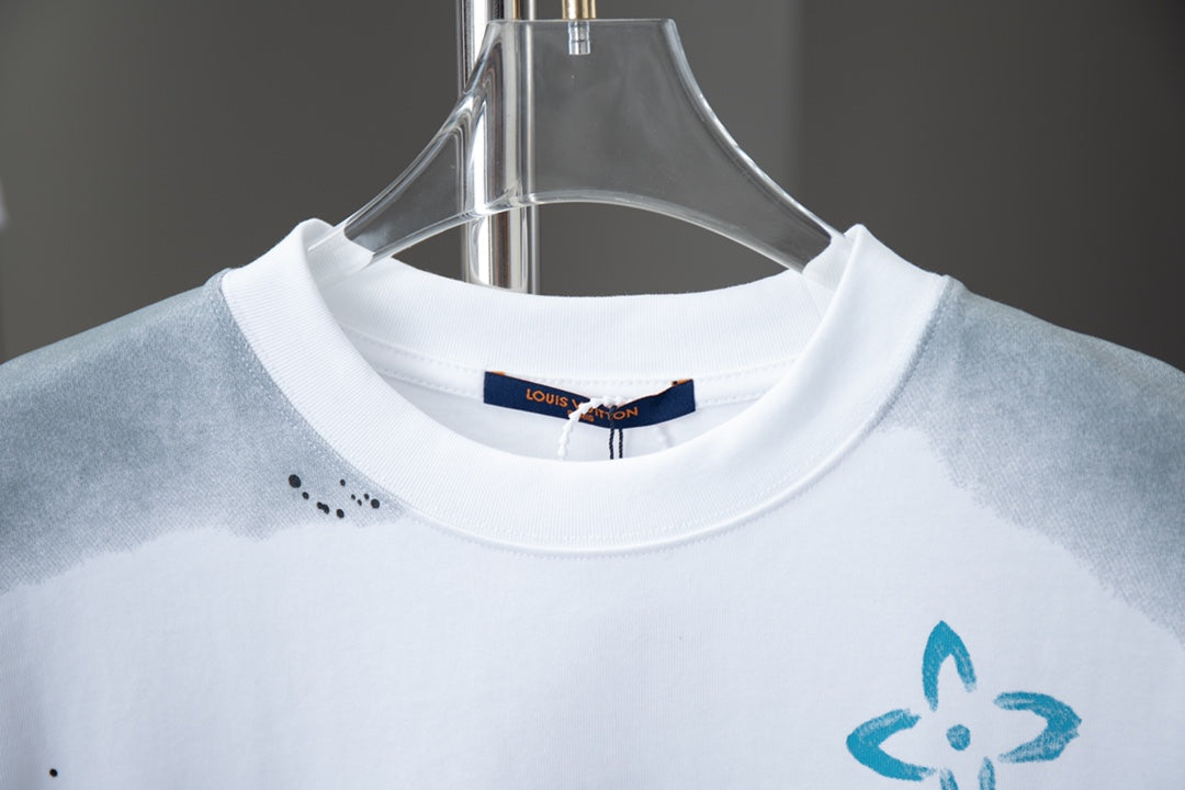 Gradient Pattern Printed T-Shirt Gradient Pattern Printed T-Shirt