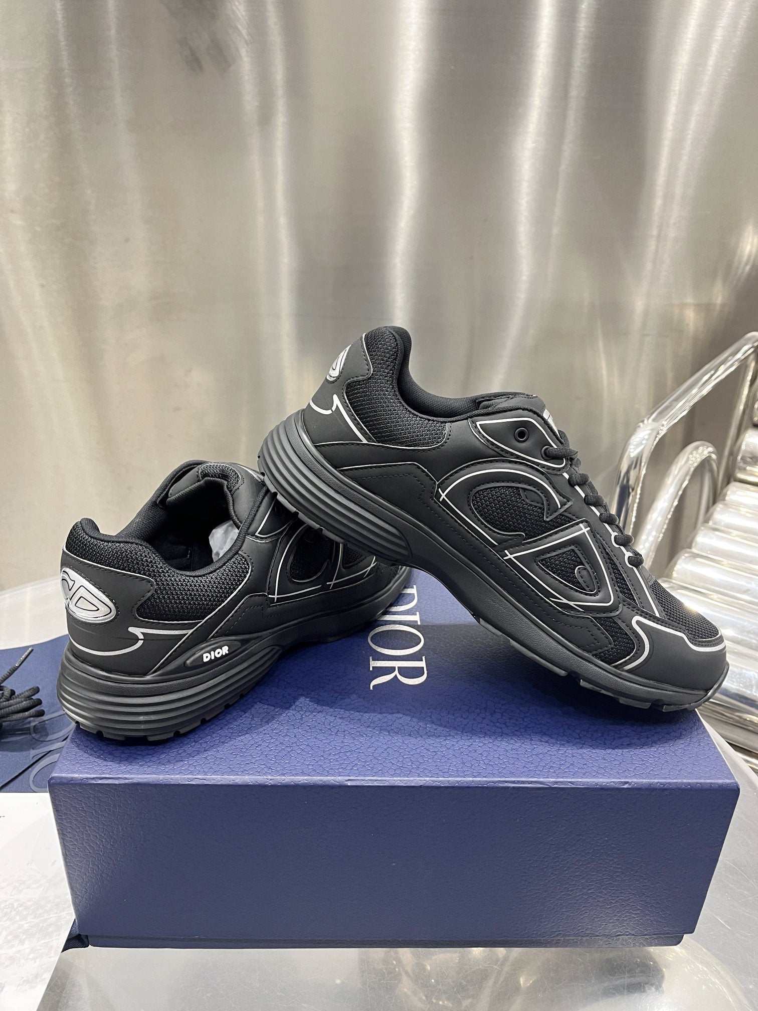 NEW 0423 Classic fashion sports shoes NEW 0423 Classic fashion sports shoes