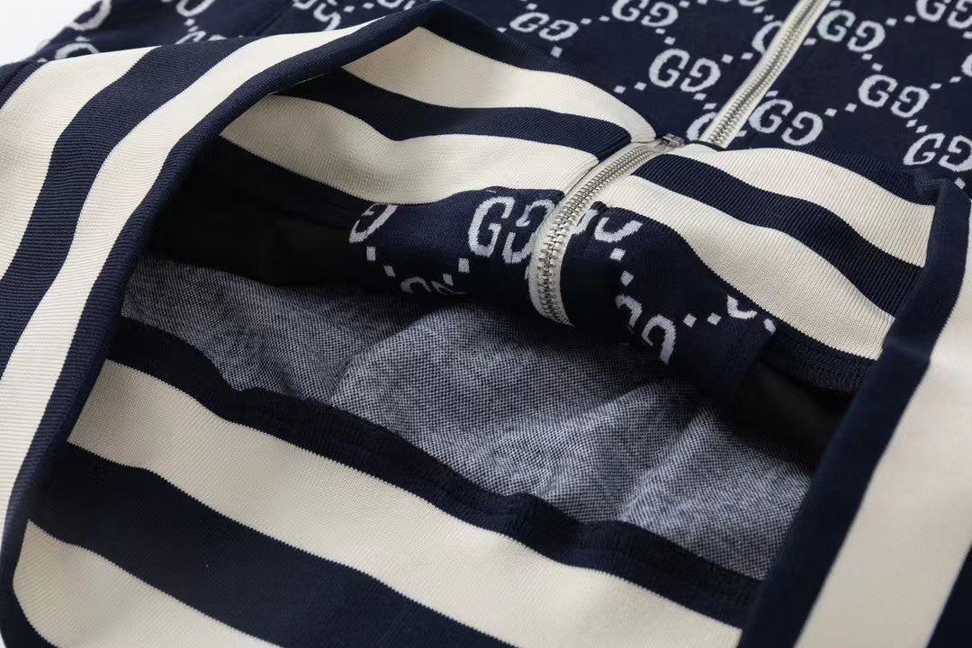 Full print knit jacket Full print knit jacket