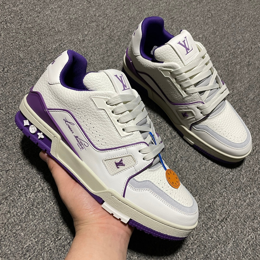 New color matching casual board shoes New color matching casual board shoes