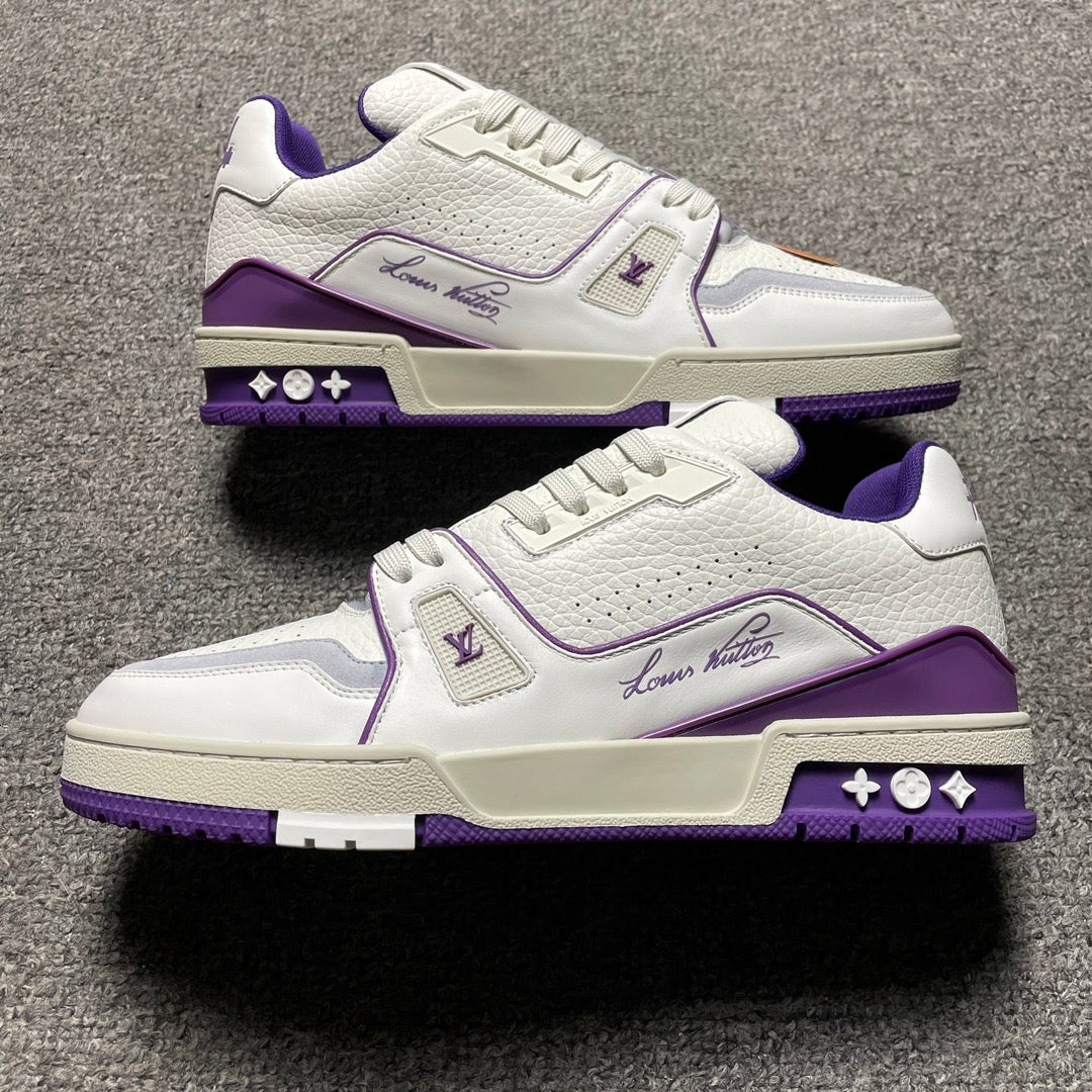 New color matching casual board shoes New color matching casual board shoes