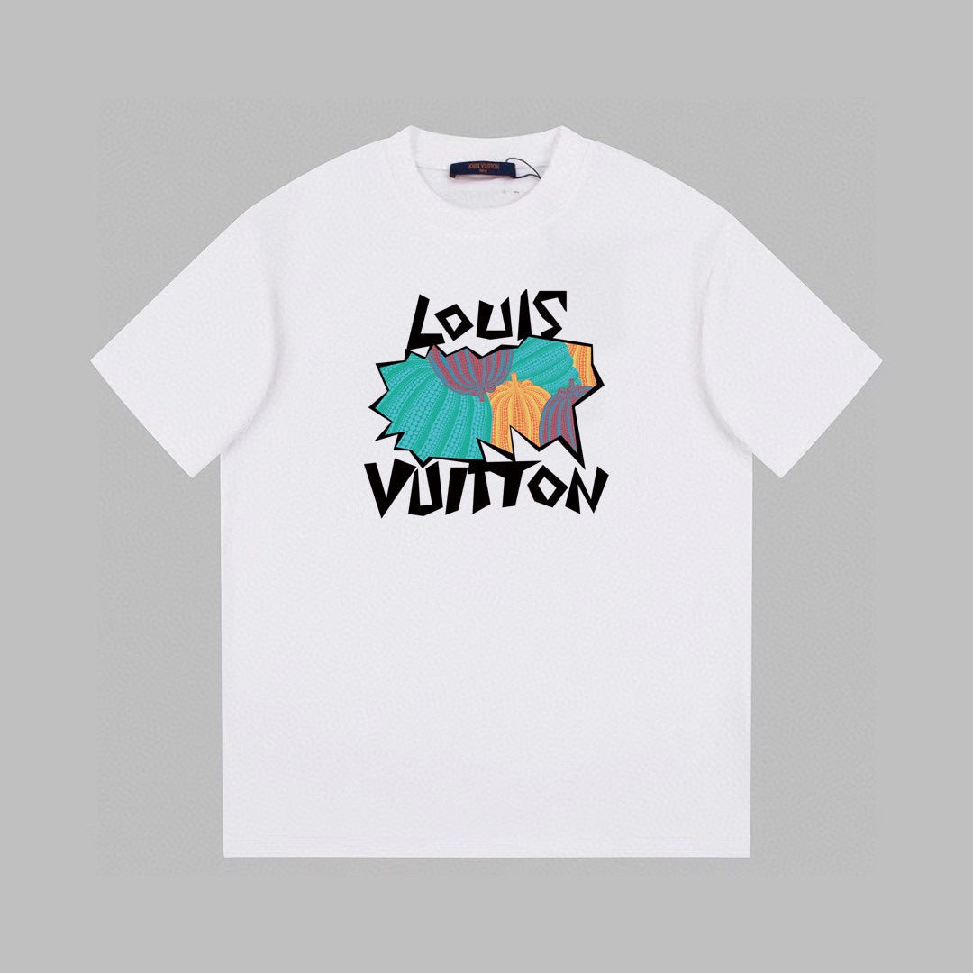 Irregular pattern printed T-shirt Irregular pattern printed T-shirt