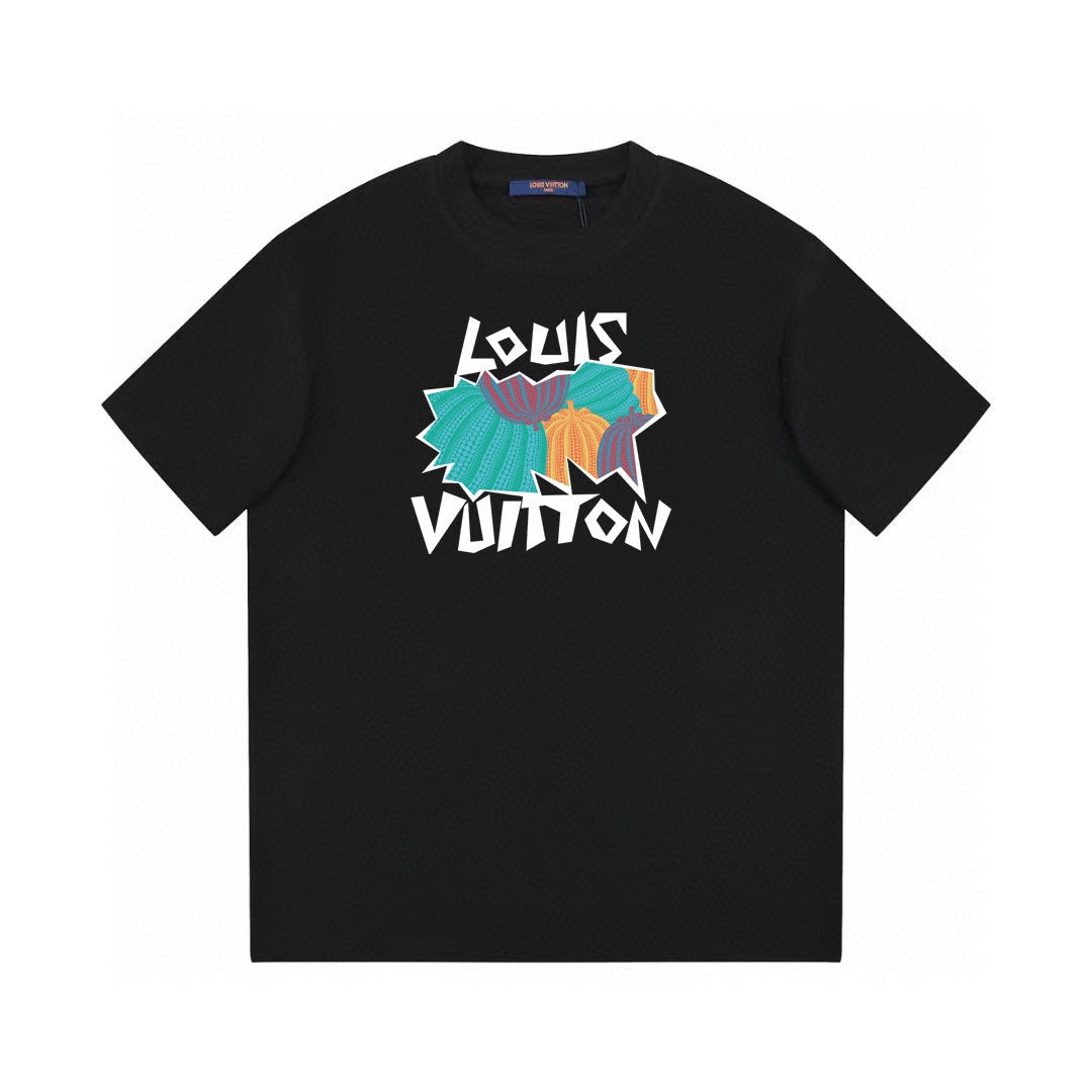 Irregular pattern printed T-shirt Irregular pattern printed T-shirt