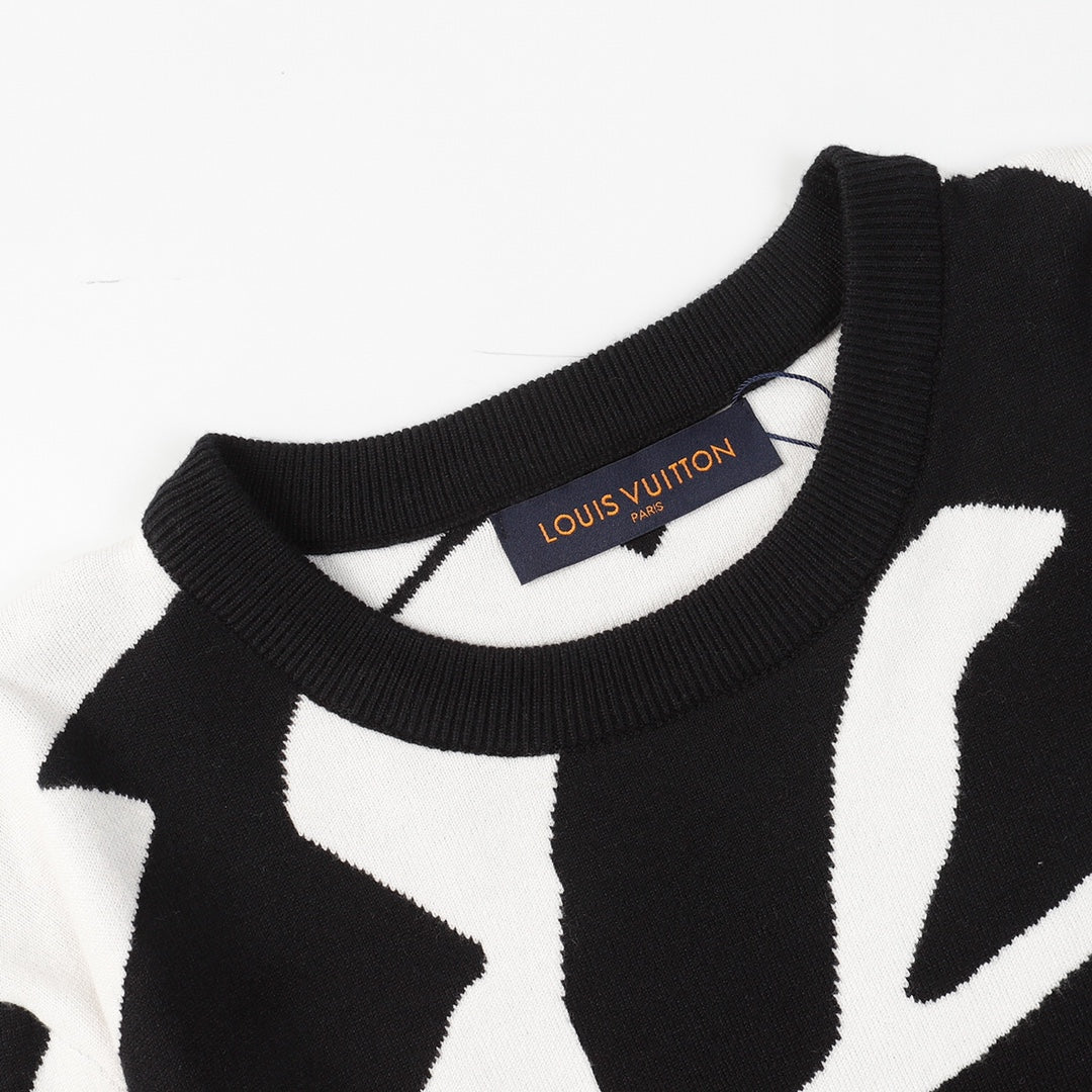 Heavy Work Full of Mentions Sweatshirt Heavy Work Full of Mentions Sweatshirt