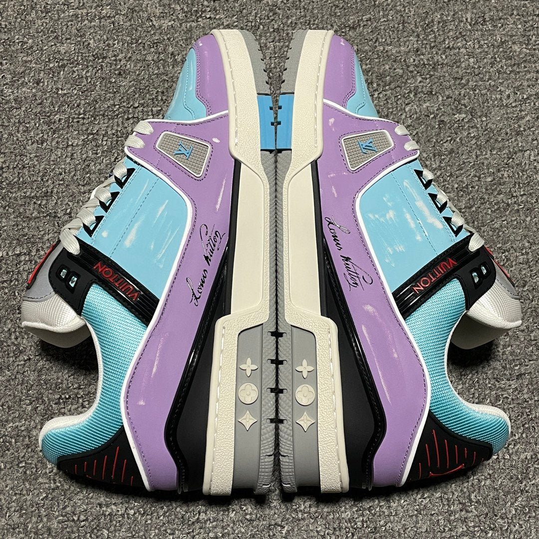 New color matching casual board shoes New color matching casual board shoes