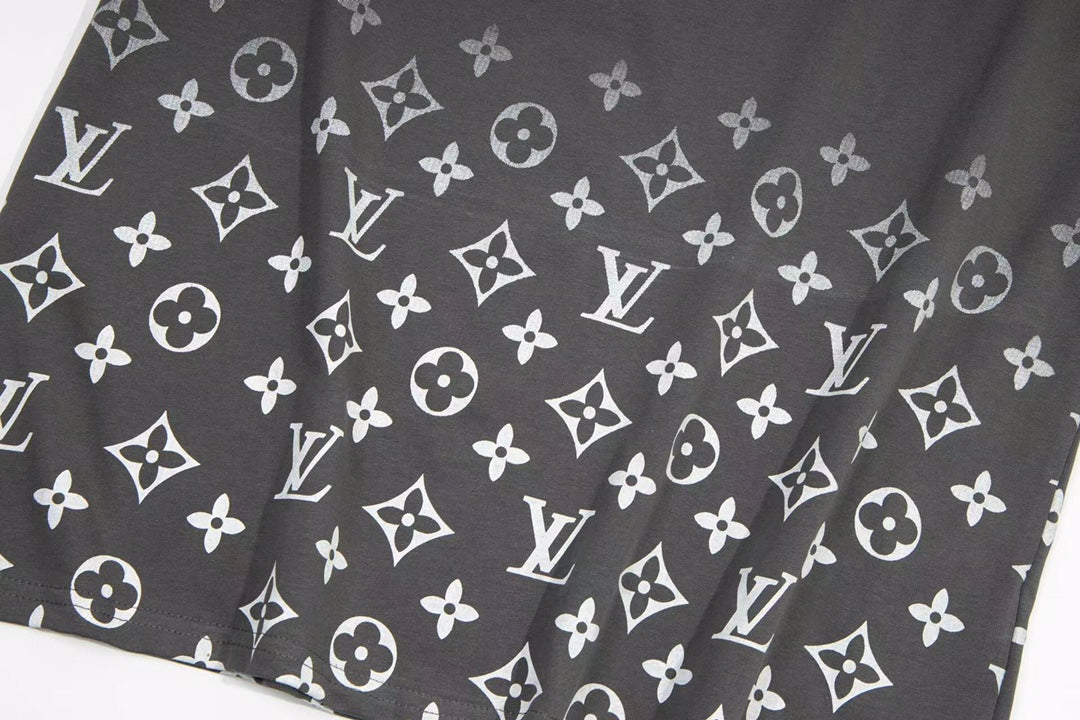 NEW 0402 T-shirt NEW 0402 T-shirt