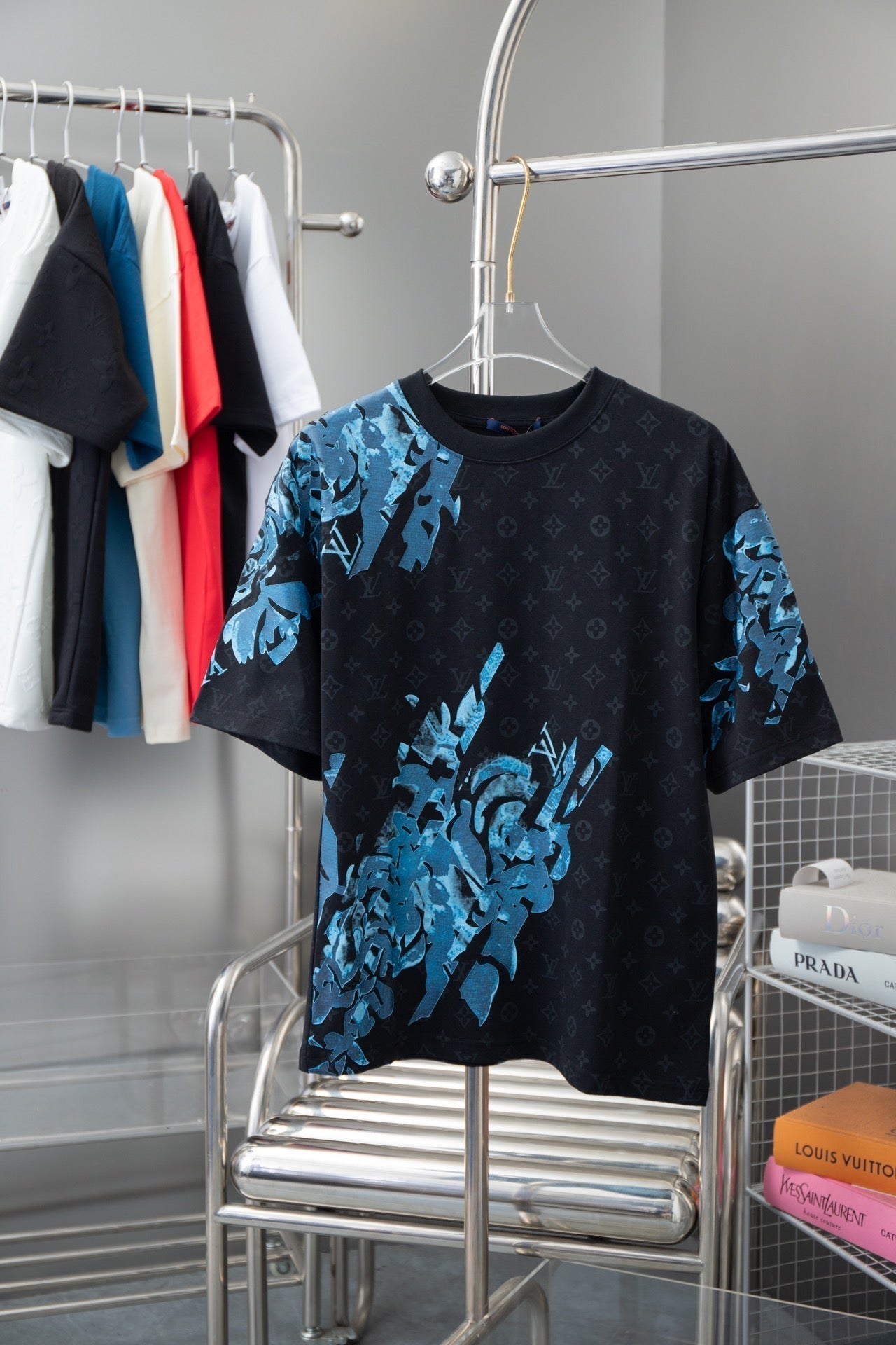 Flower Pattern Printed T-Shirt Flower Pattern Printed T-Shirt