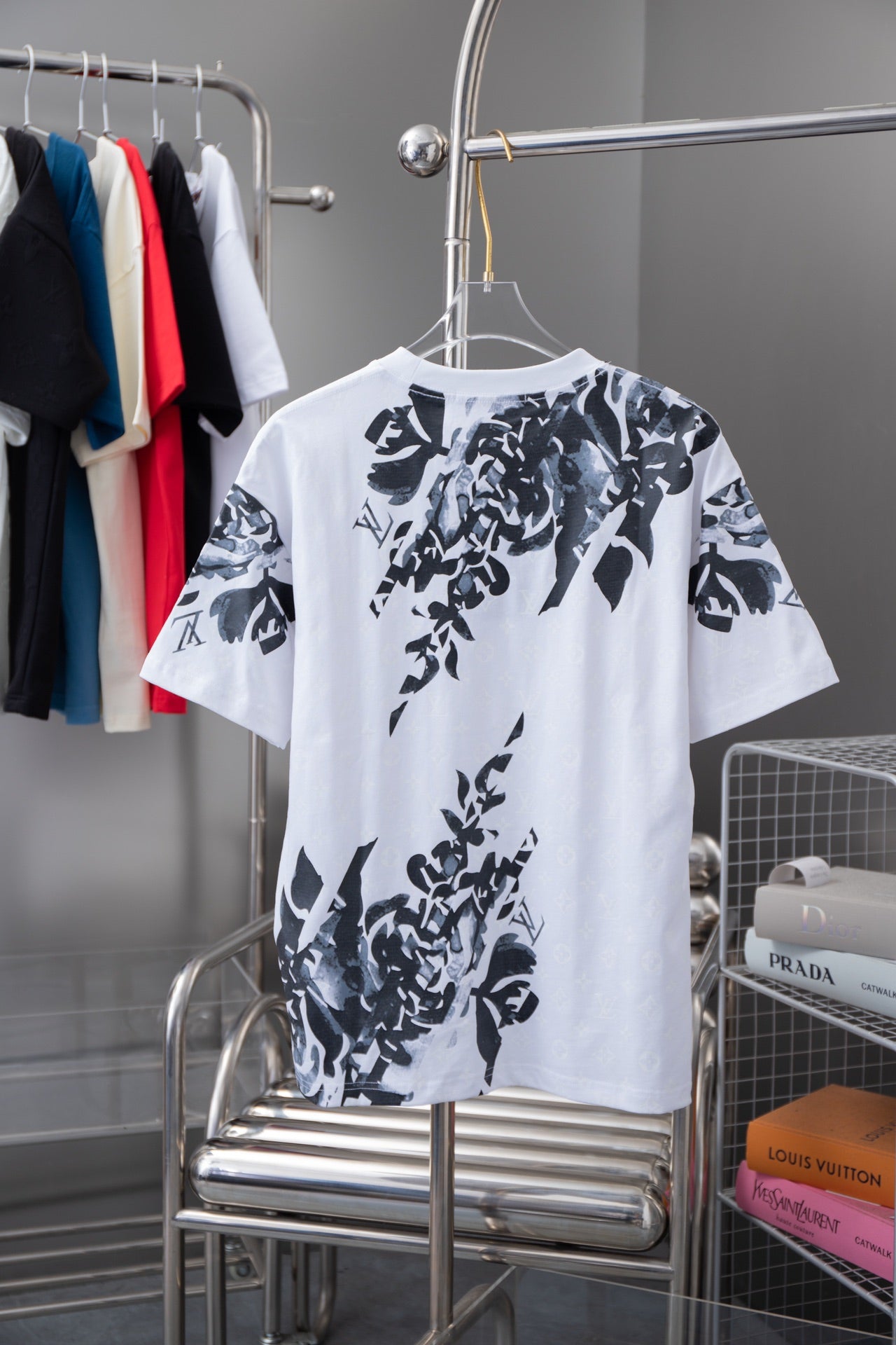 Flower Pattern Printed T-Shirt Flower Pattern Printed T-Shirt