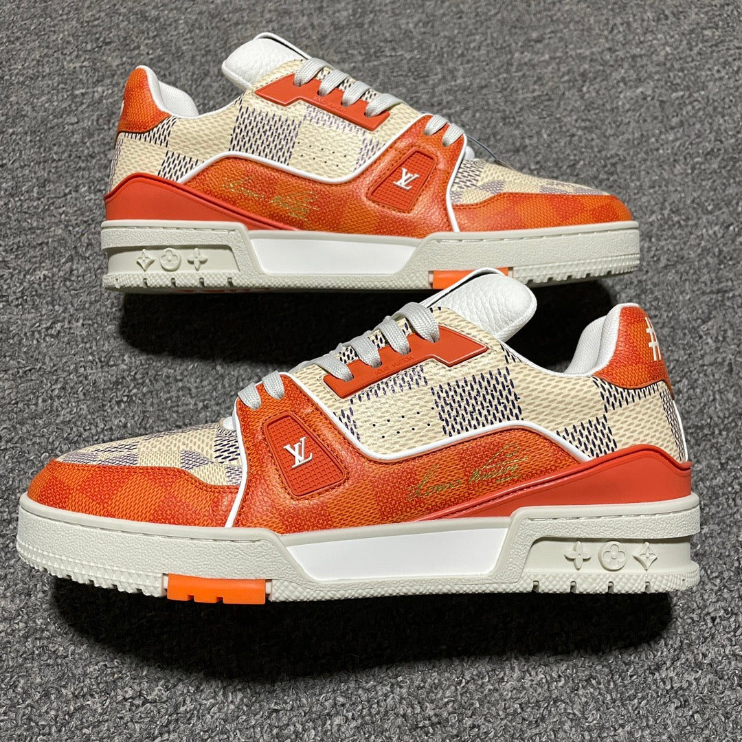 New color matching casual board shoes New color matching casual board shoes