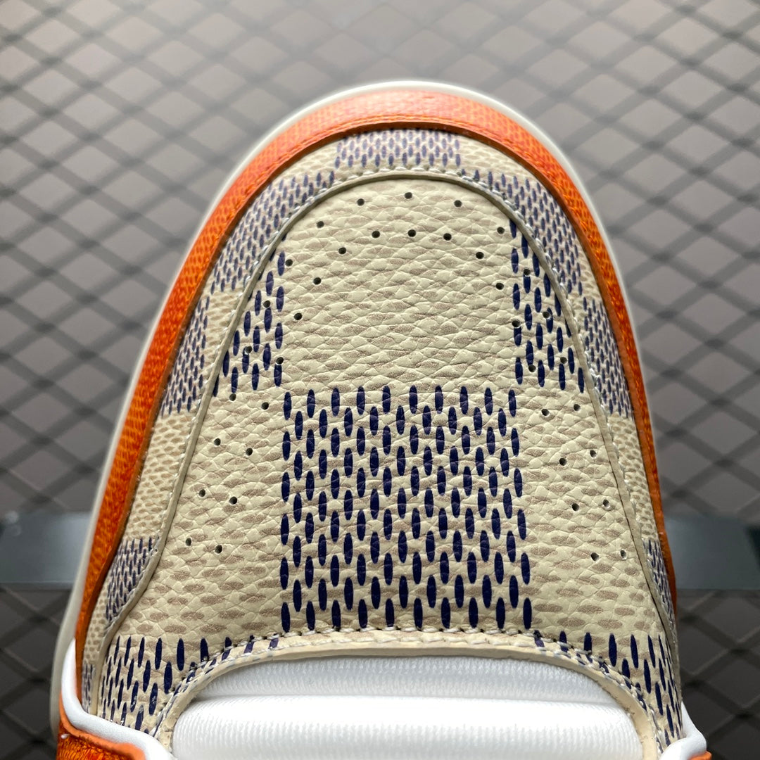 New color matching casual board shoes New color matching casual board shoes