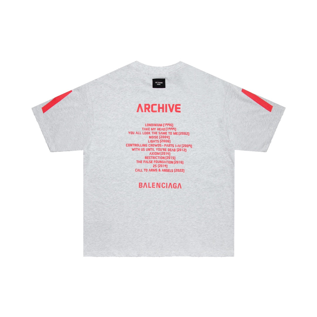 T-shirt oversized in light grey/red T-shirt oversized in light grey/red
