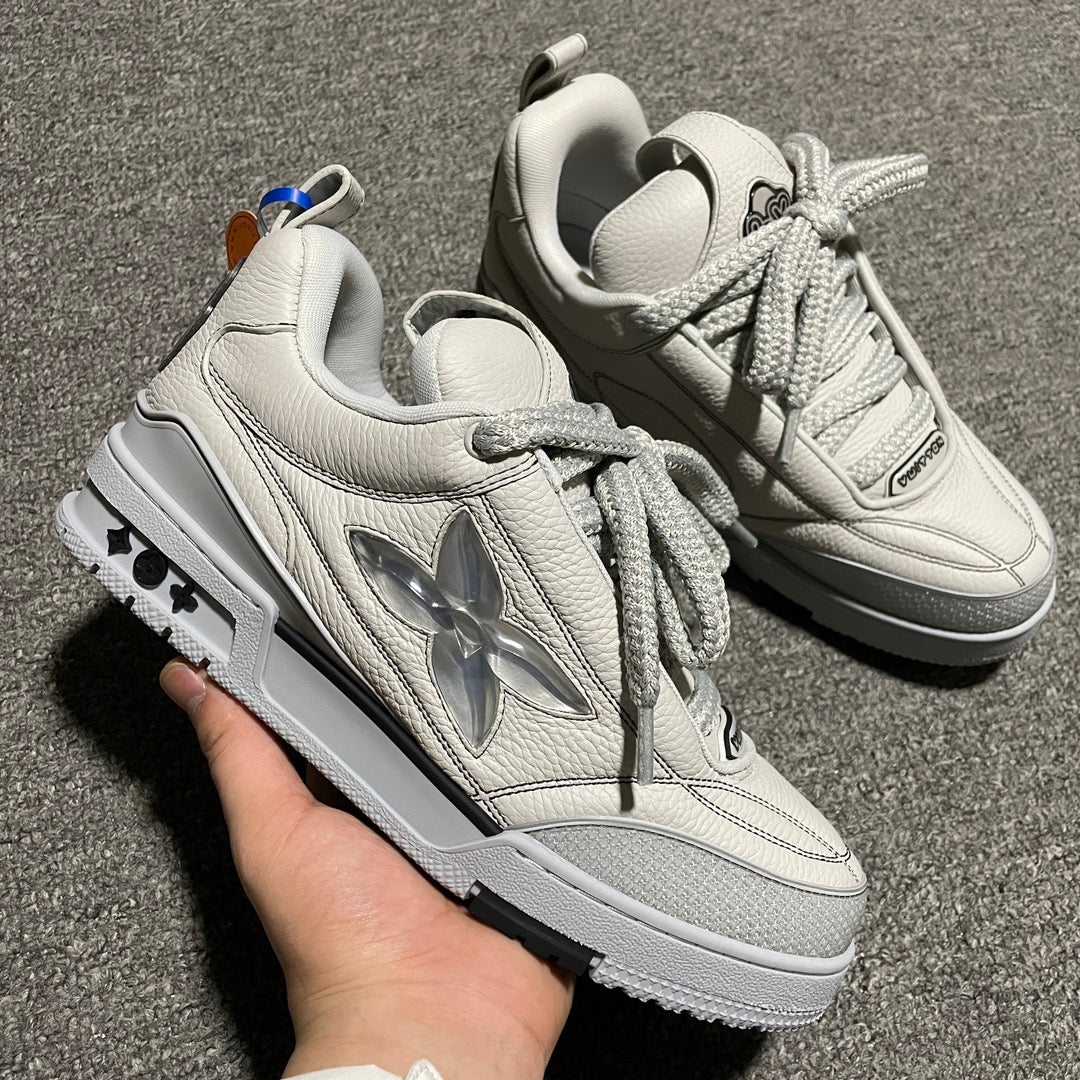 New color matching casual board shoes New color matching casual board shoes
