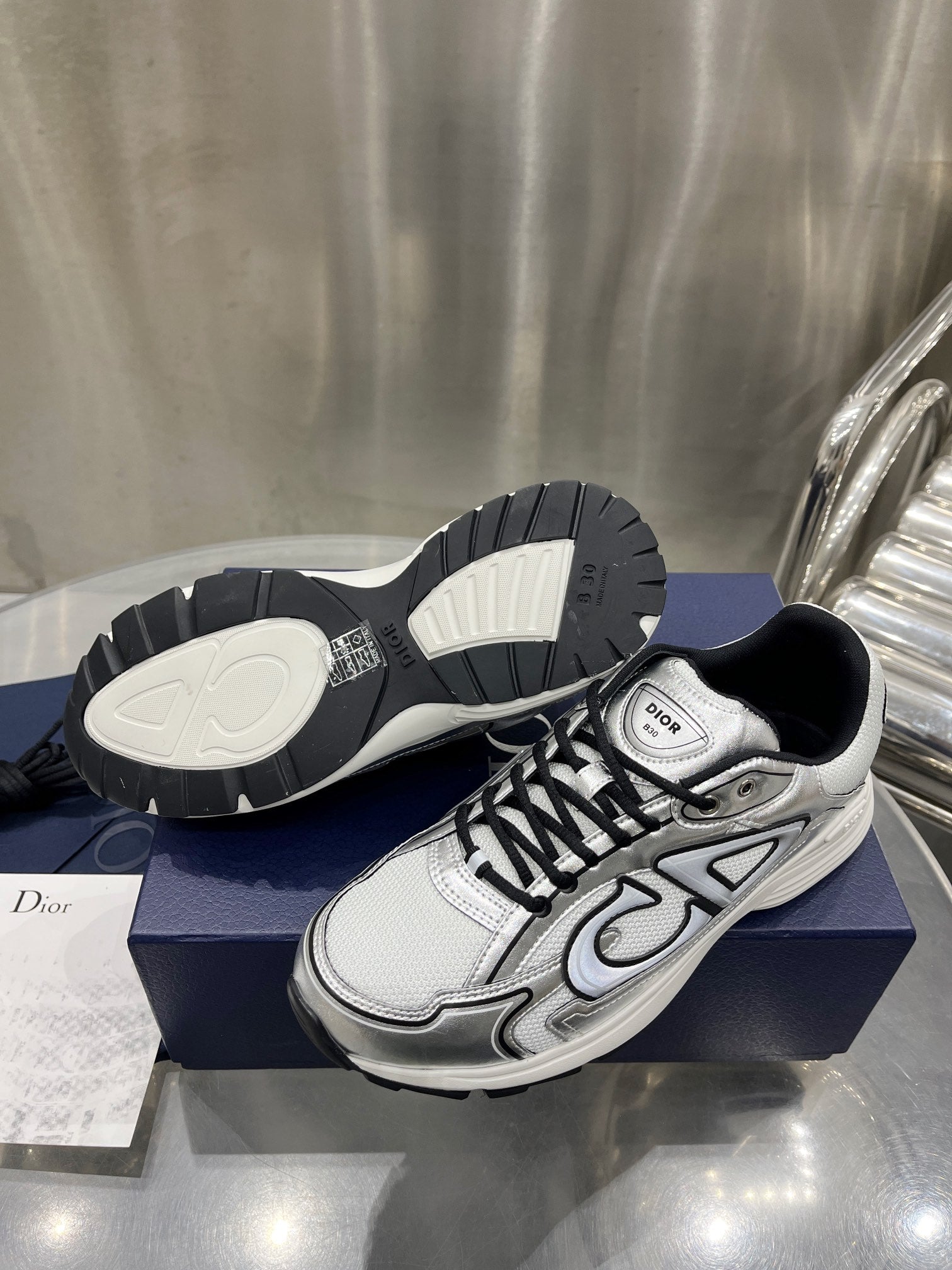 NEW 0423 Classic fashion sports shoes NEW 0423 Classic fashion sports shoes