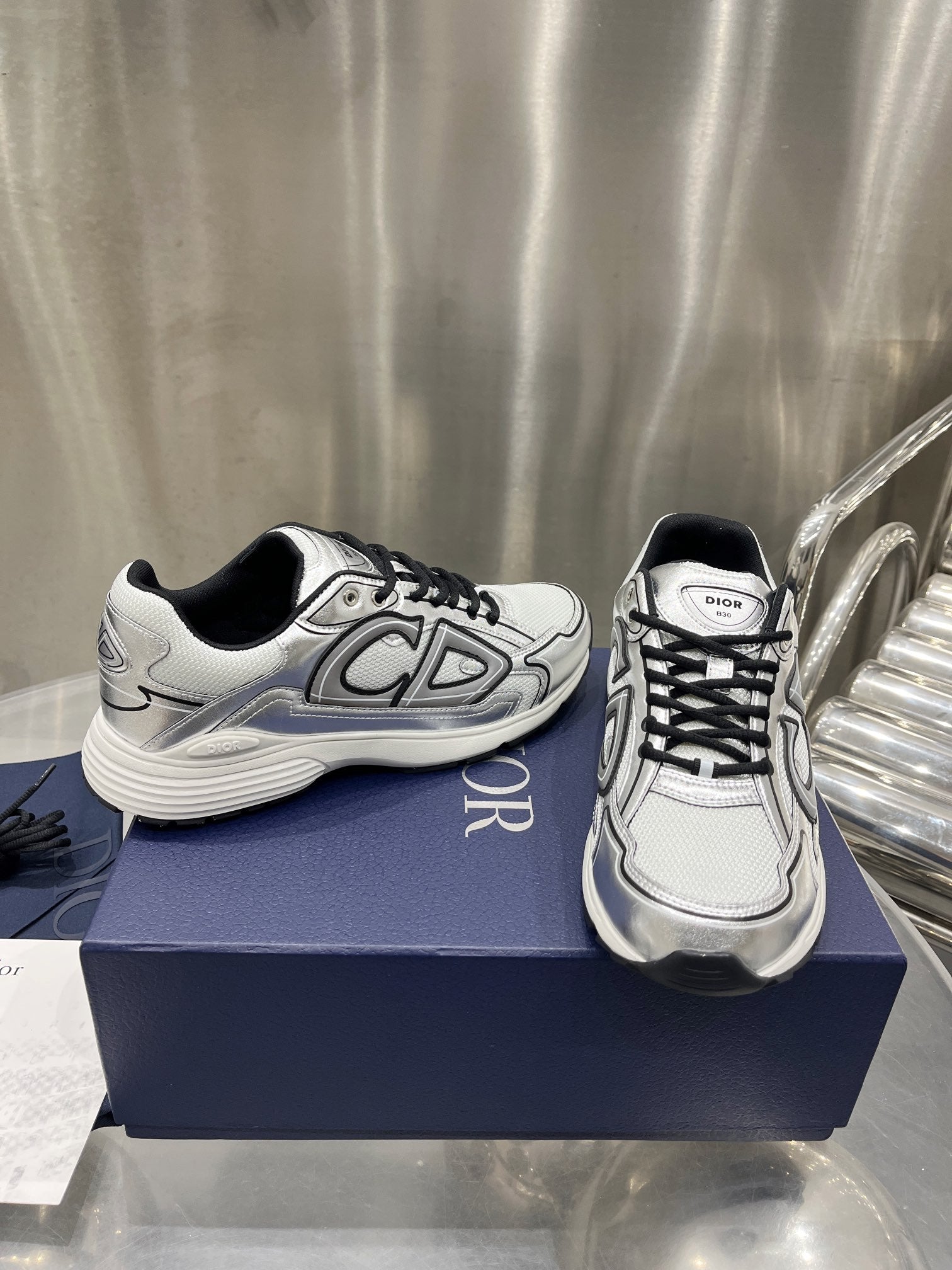 NEW 0423 Classic fashion sports shoes NEW 0423 Classic fashion sports shoes