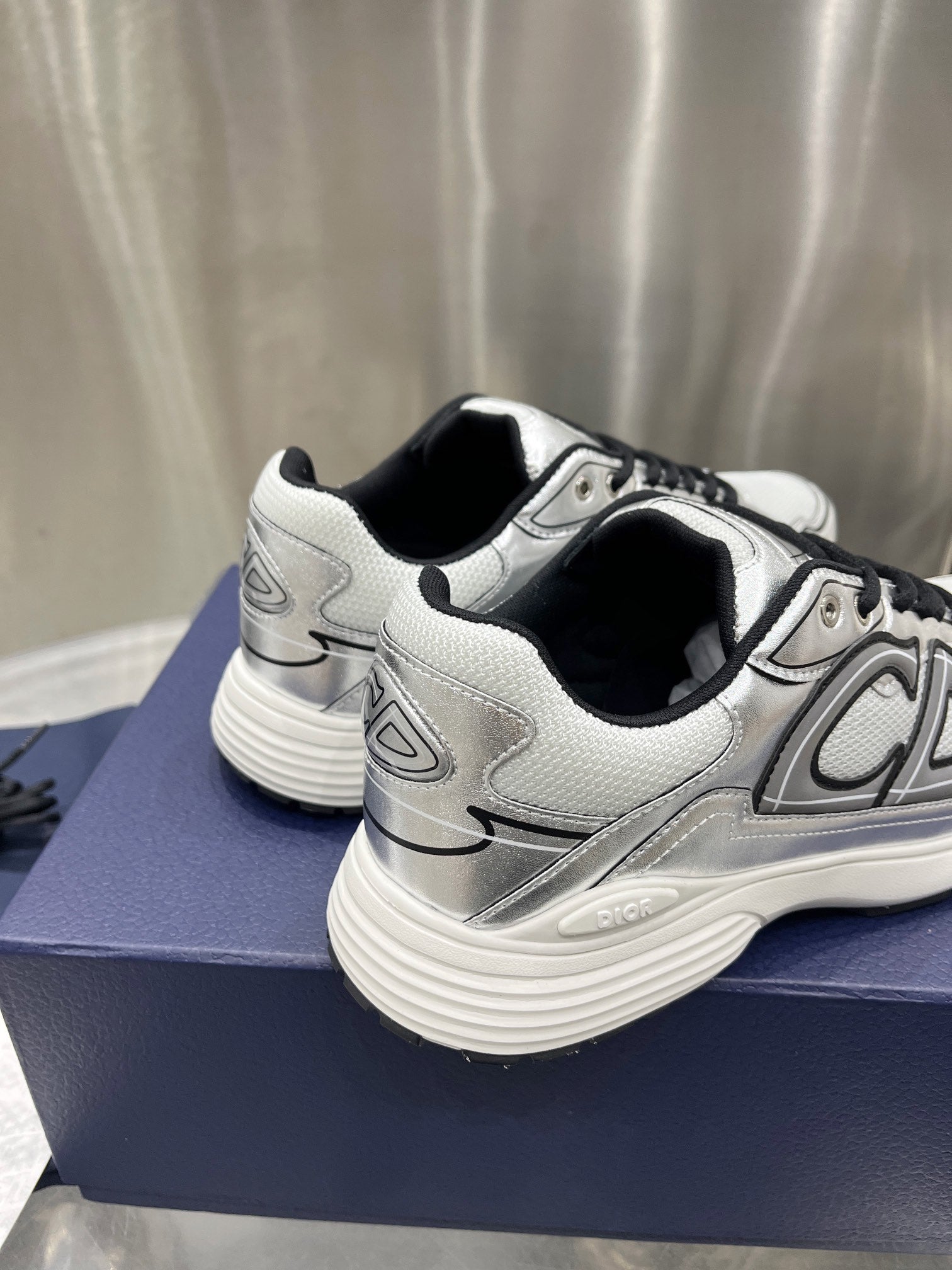 NEW 0423 Classic fashion sports shoes NEW 0423 Classic fashion sports shoes