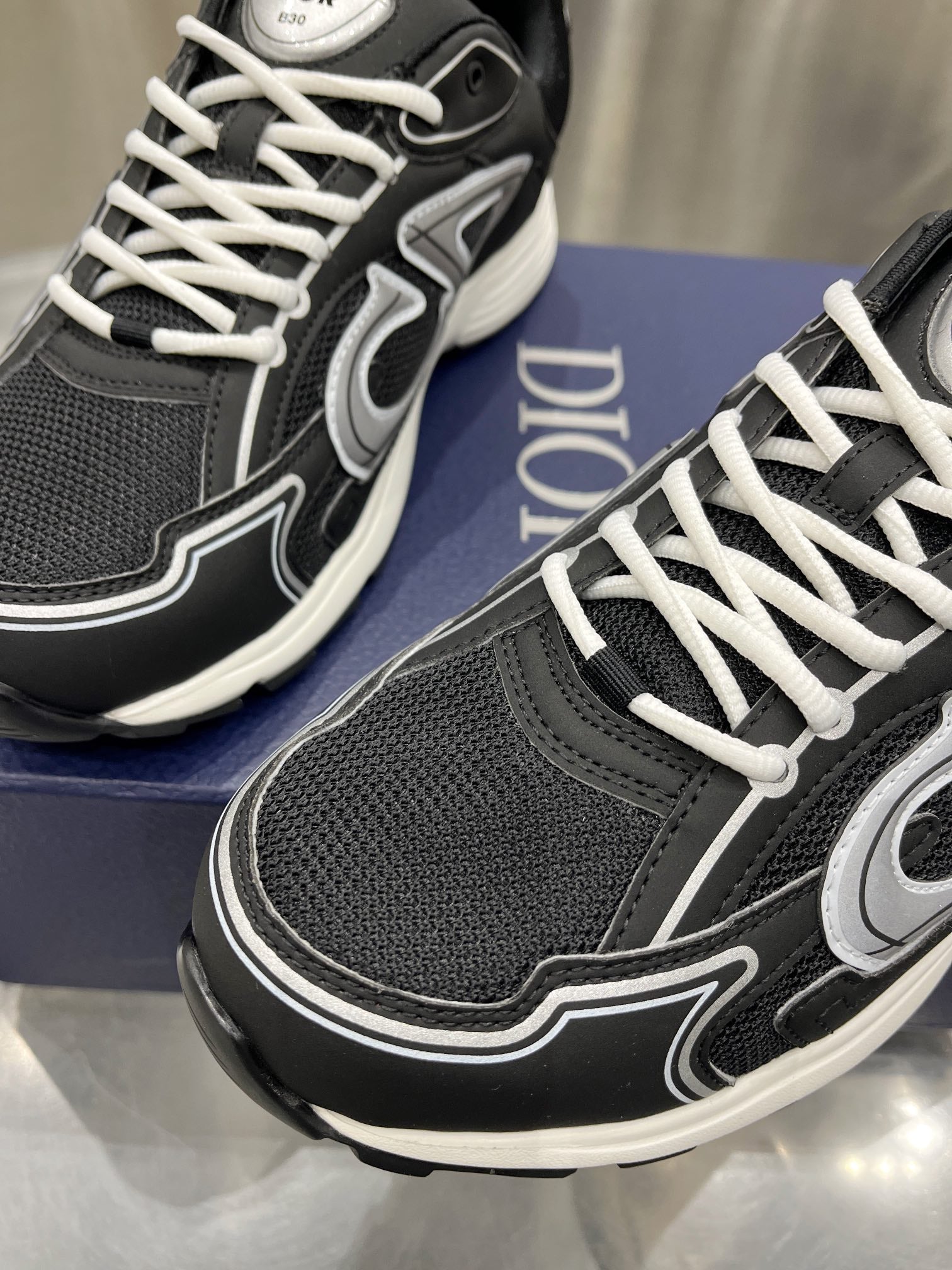 NEW 0423 Classic fashion sports shoes NEW 0423 Classic fashion sports shoes