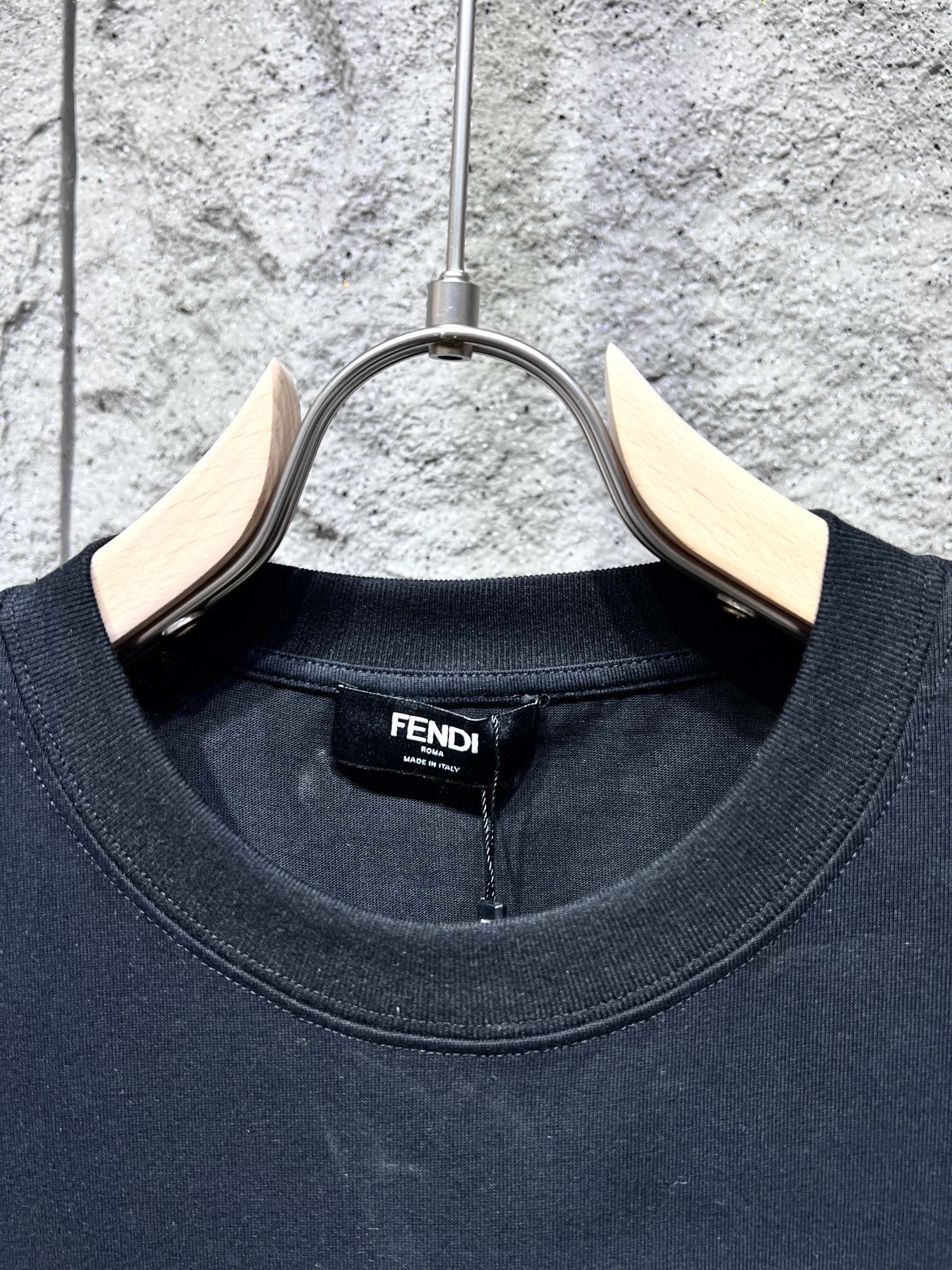 Simple Print T-shirt Simple Print T-shirt
