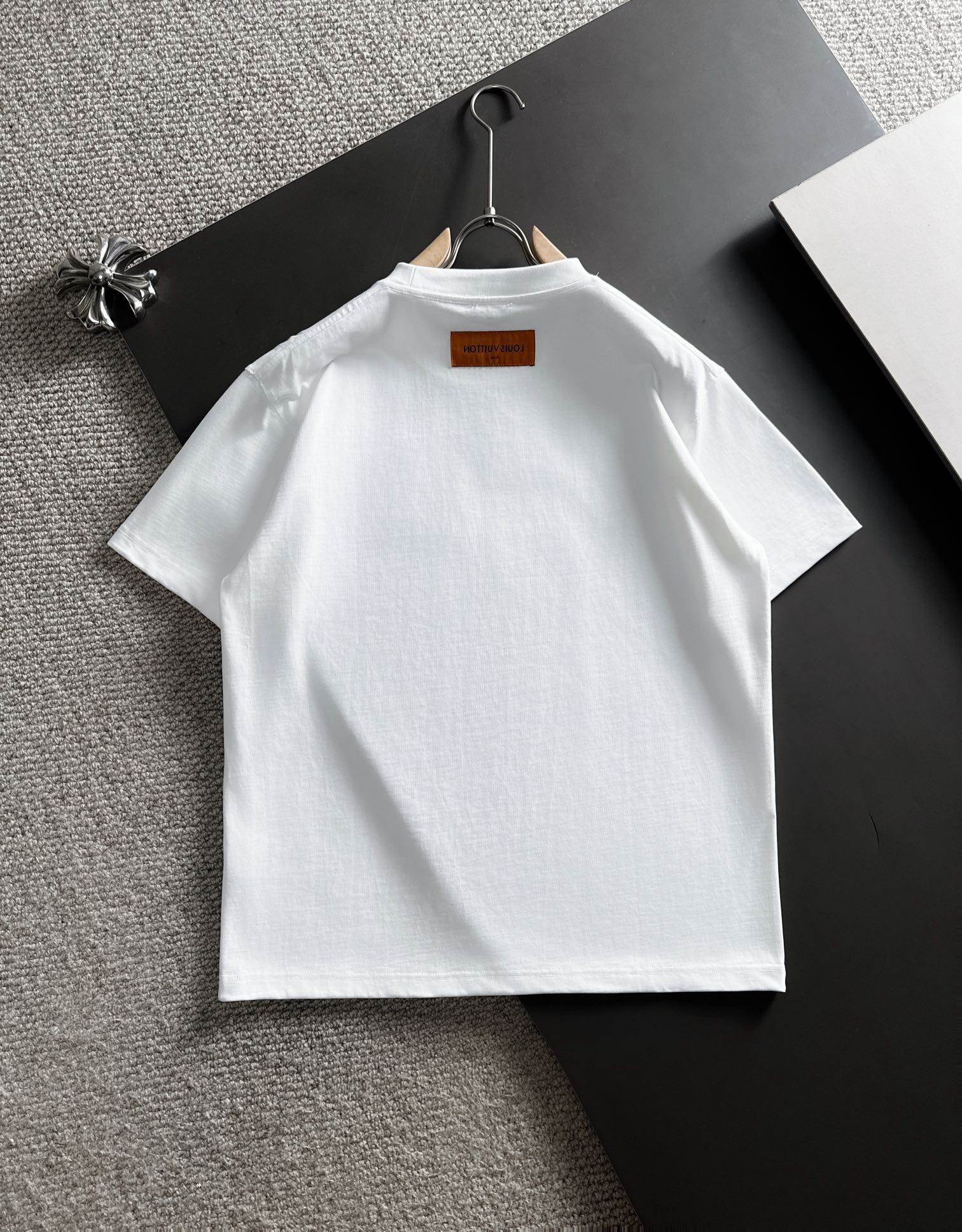 NEW 0403 T-shirt NEW 0403 T-shirt