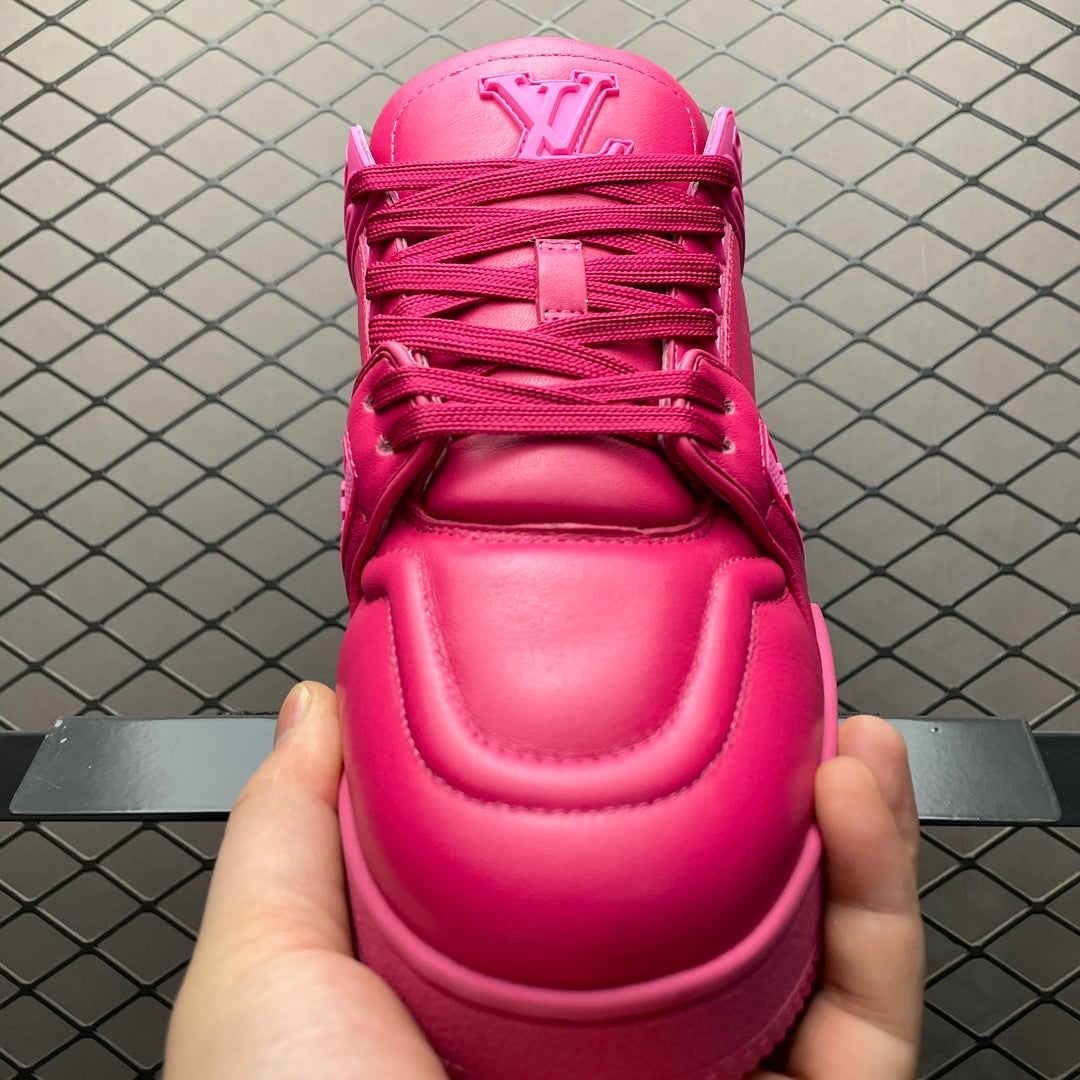 New color matching casual board shoes New color matching casual board shoes