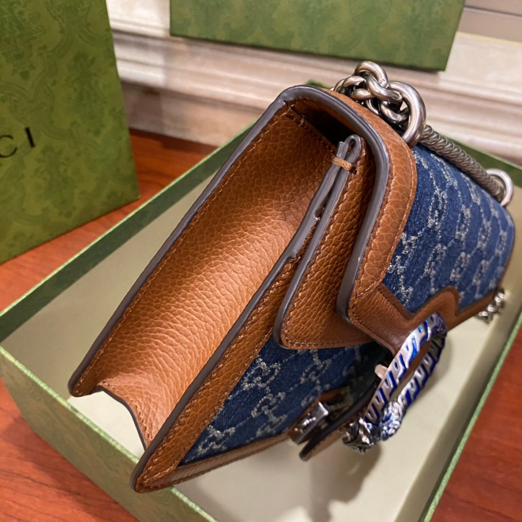 0712 Classic crossbody bag 0712 Classic crossbody bag