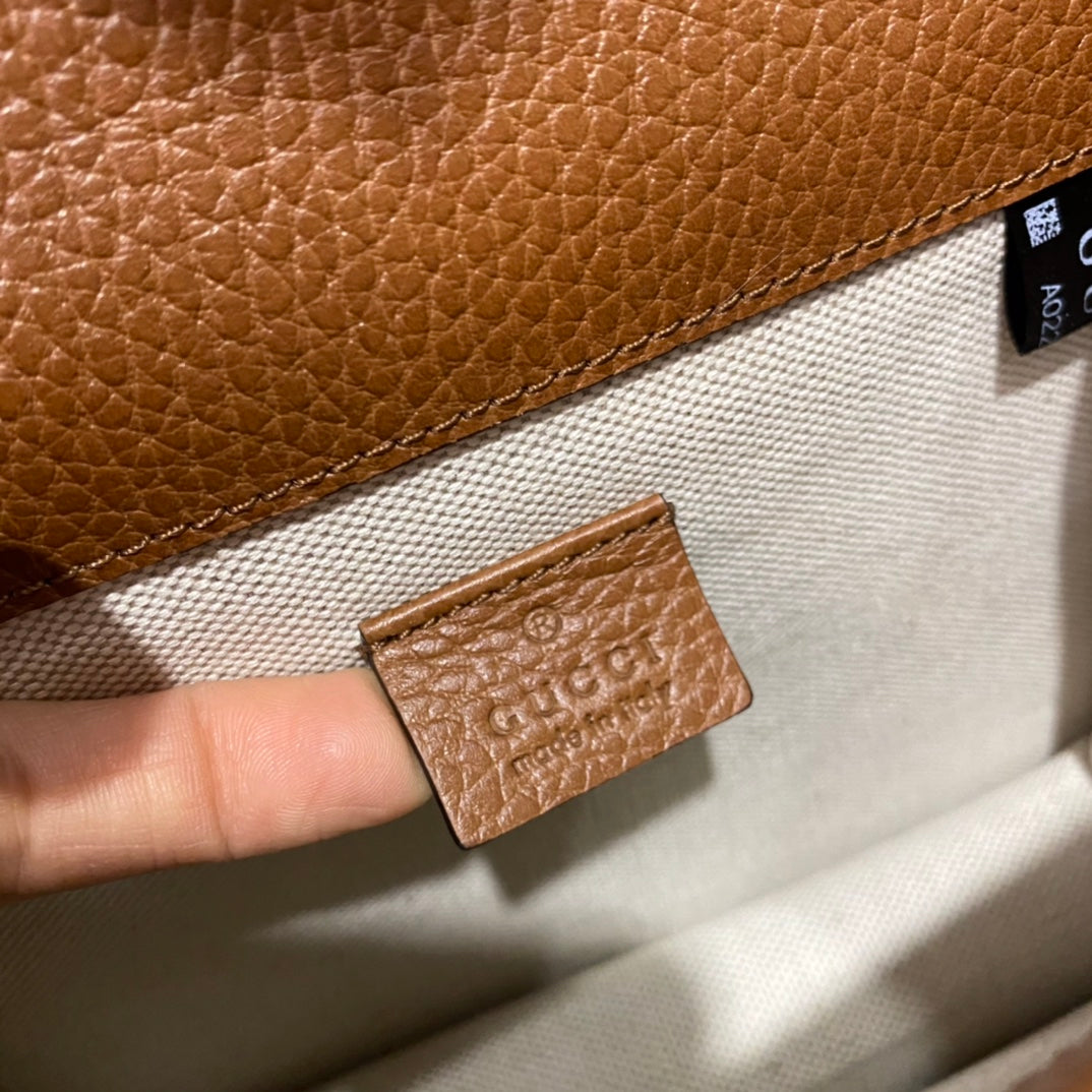 0712 Classic crossbody bag 0712 Classic crossbody bag