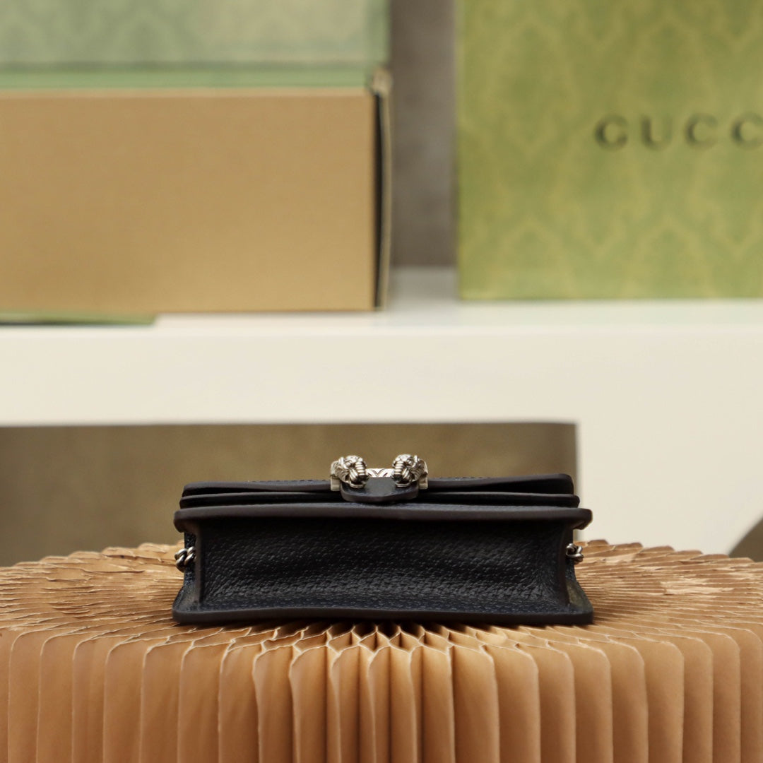 0712 Classic crossbody bag 0712 Classic crossbody bag