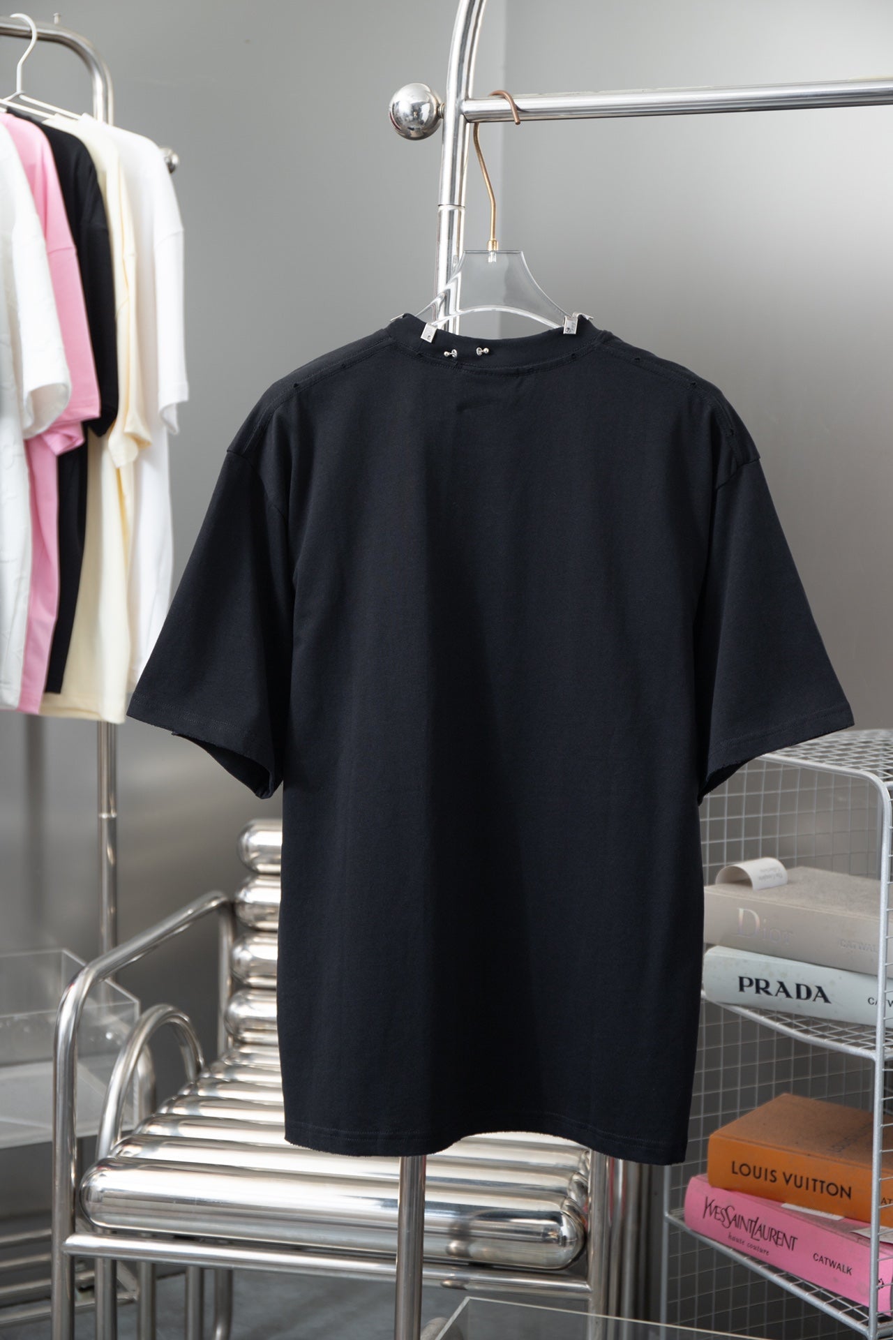 0617 New metallic neckline T-shirts 0617 New metallic neckline T-shirts