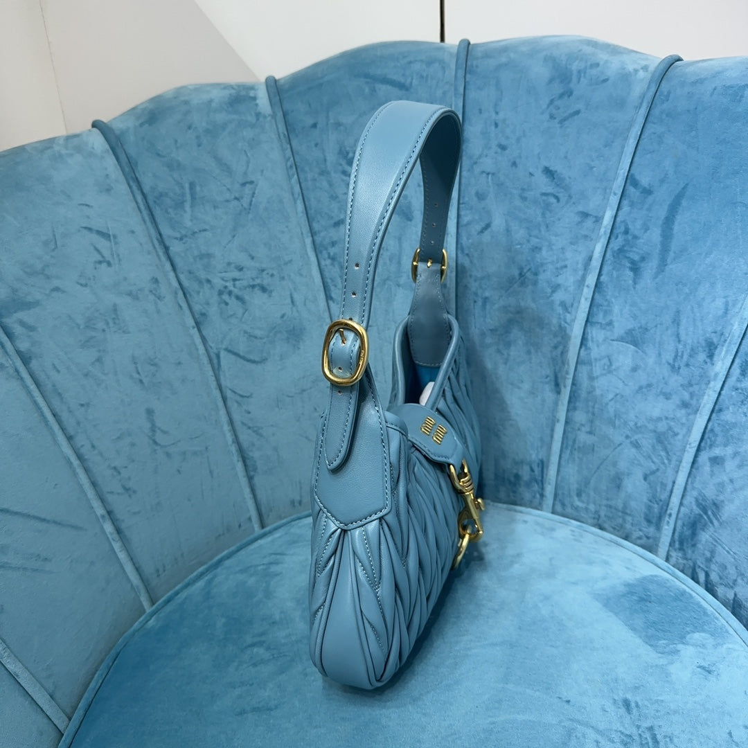 0712 Classic and stylish bag 0712 Classic and stylish bag