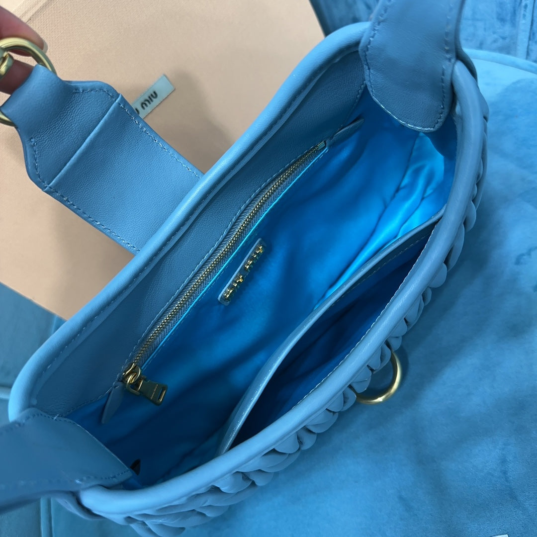 0712 Classic and stylish bag 0712 Classic and stylish bag
