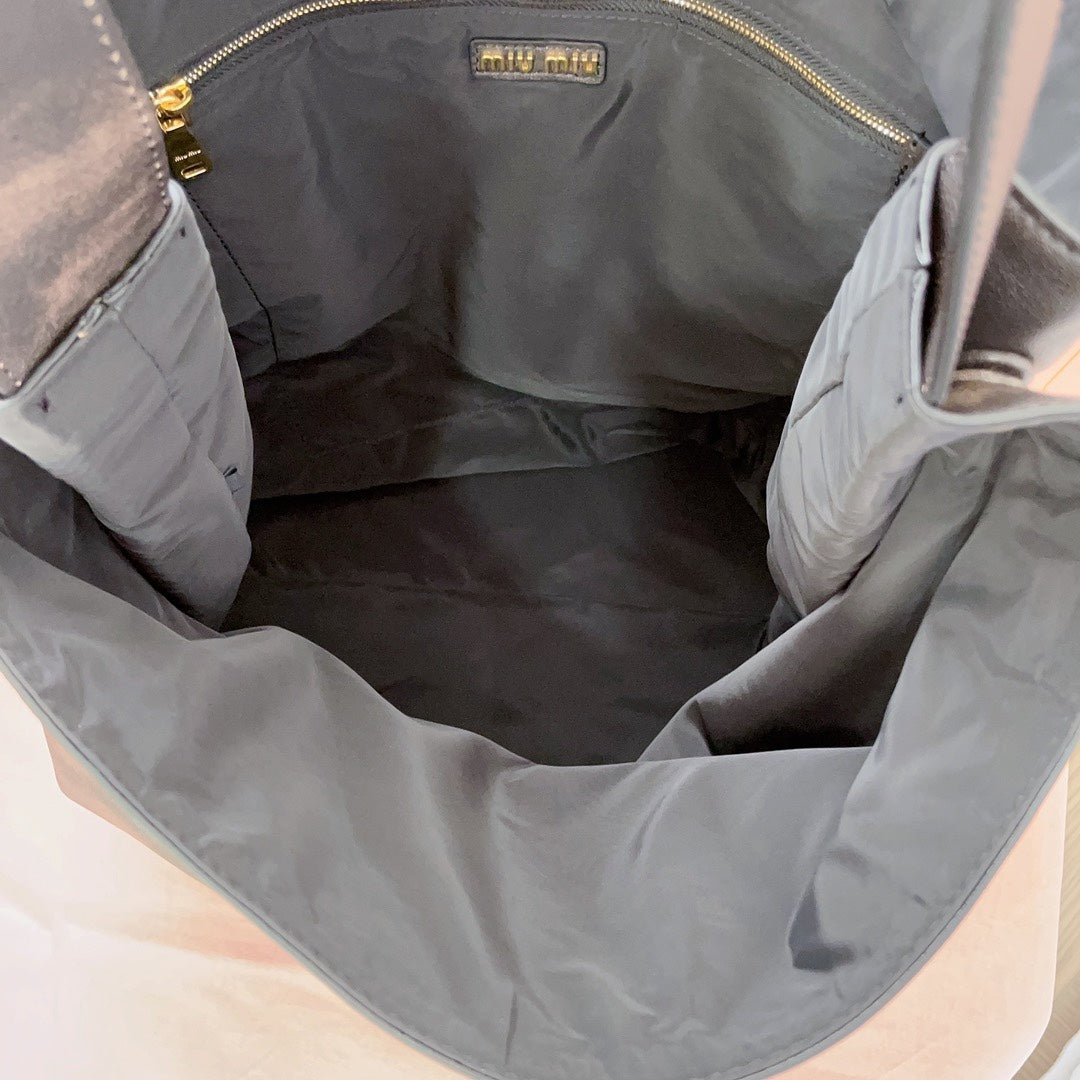 0712 Classic and stylish bag 0712 Classic and stylish bag