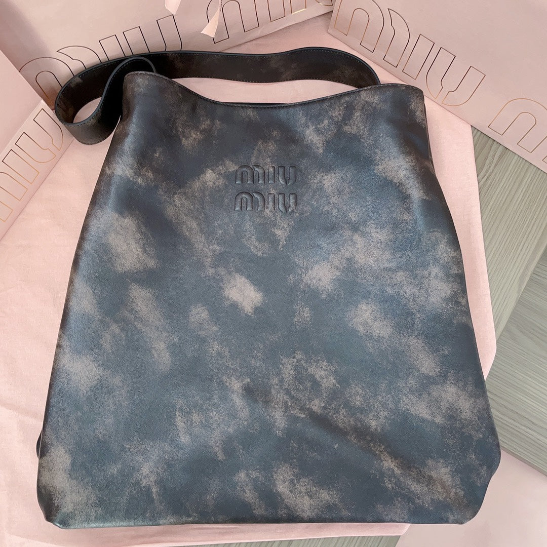 0712 Classic and stylish bag 0712 Classic and stylish bag