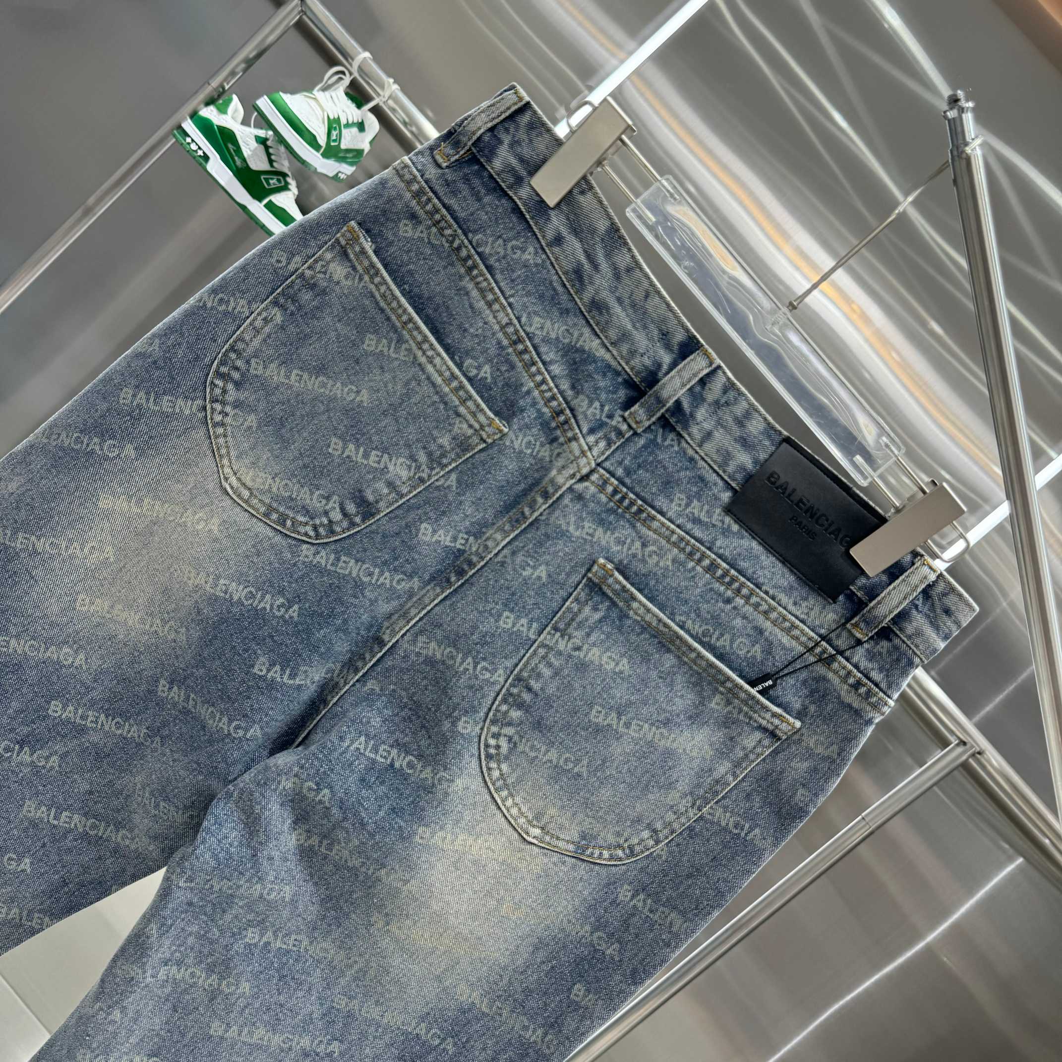 0617 New cargo style printed jeans 0617 New cargo style printed jeans