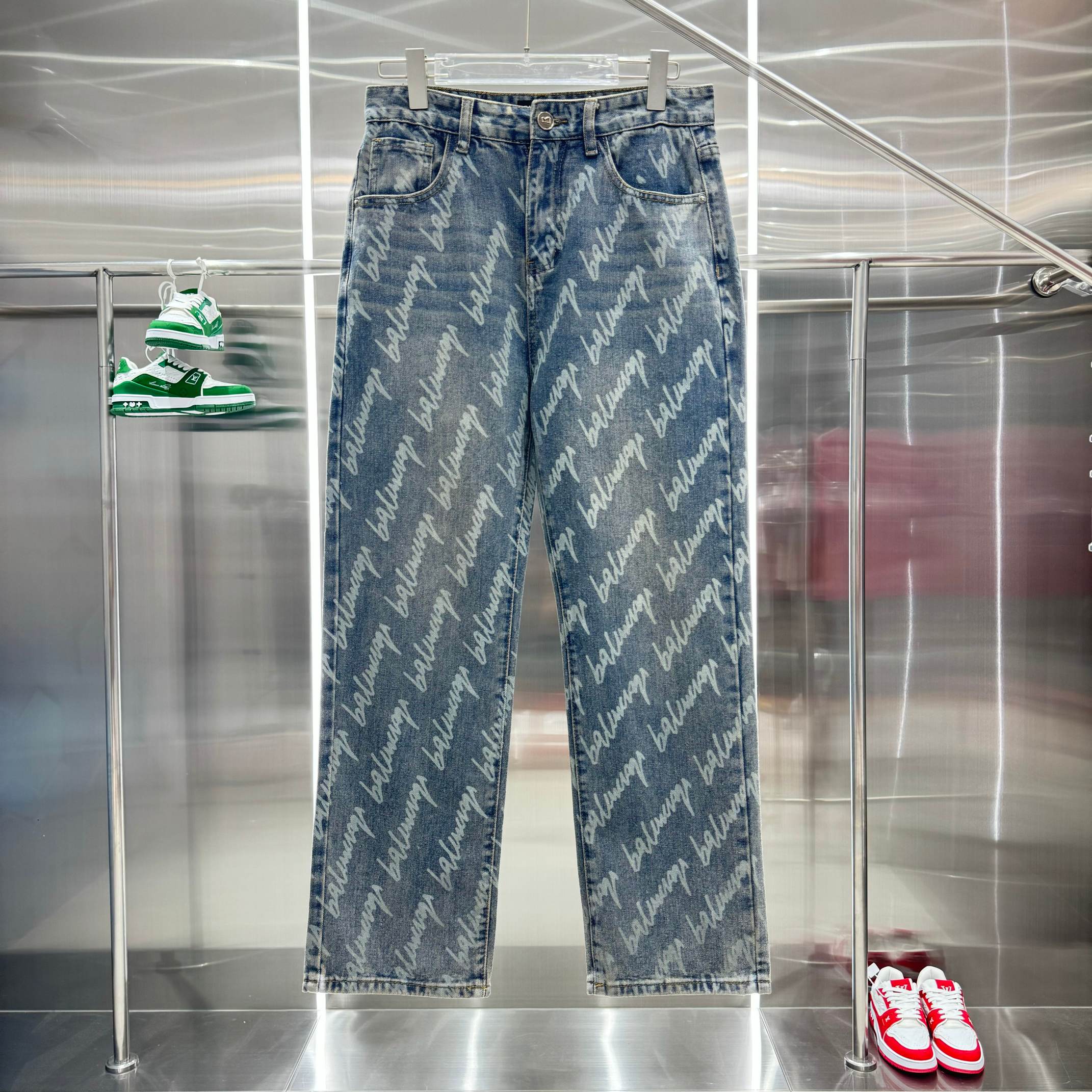 0617 New cargo style printed jeans 0617 New cargo style printed jeans