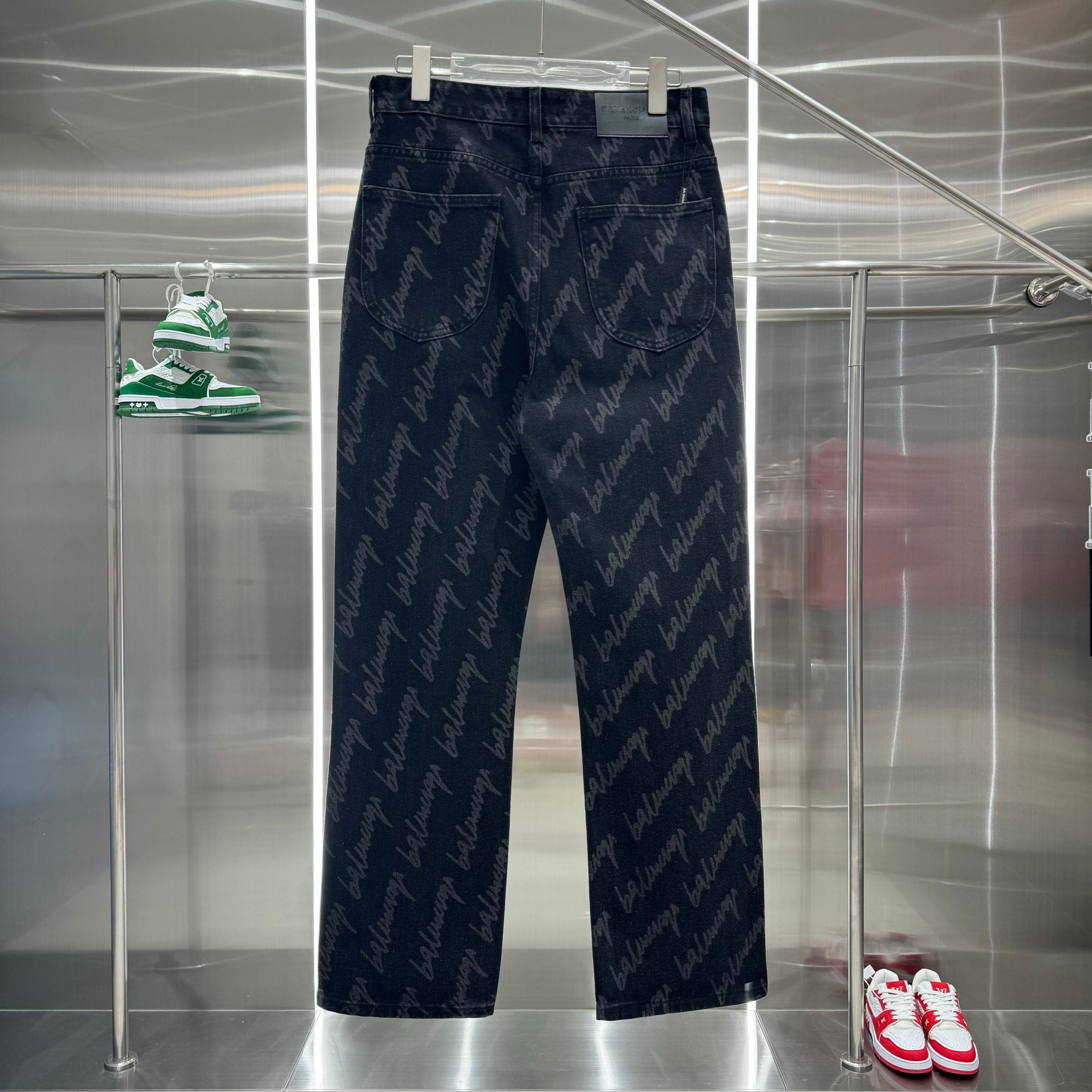 0617 New cargo style printed jeans 0617 New cargo style printed jeans