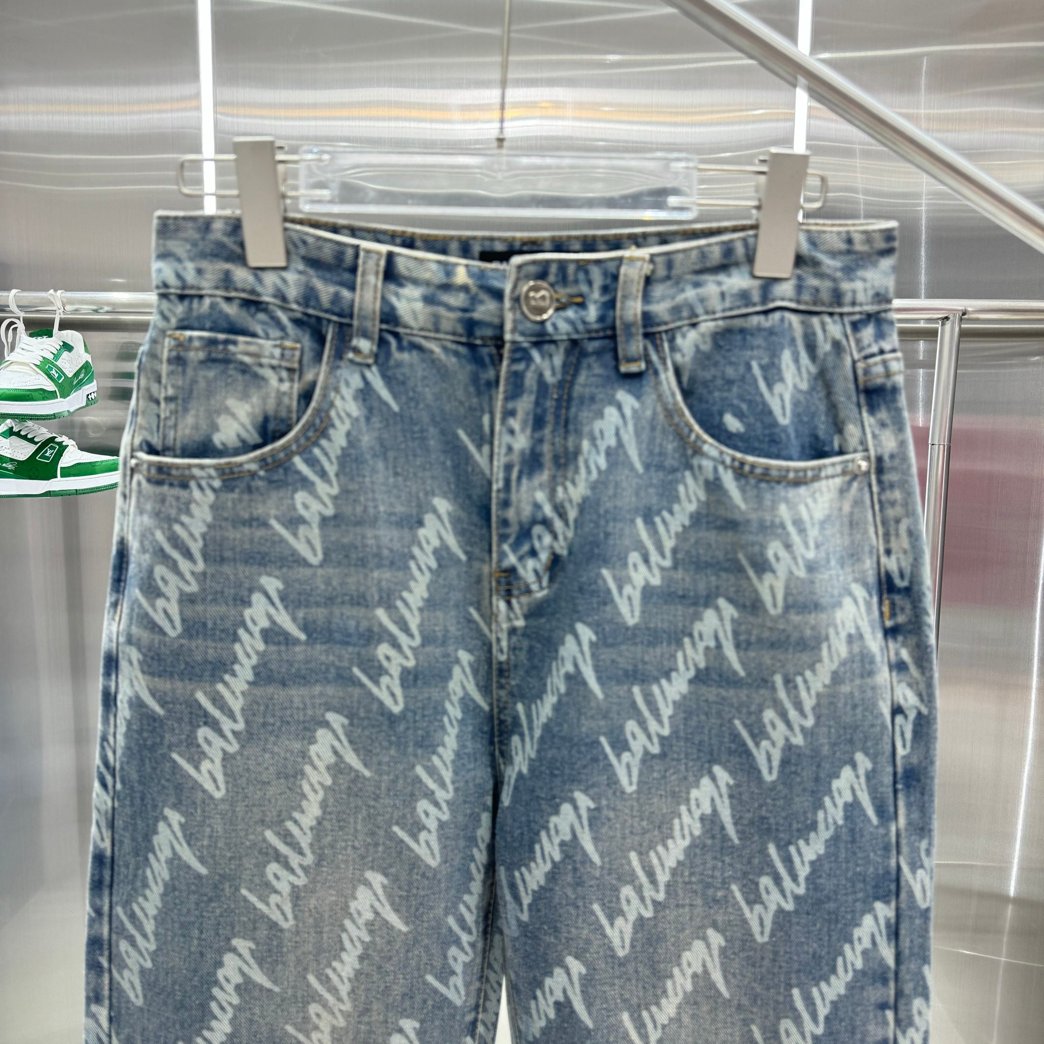 0617 New cargo style printed jeans 0617 New cargo style printed jeans