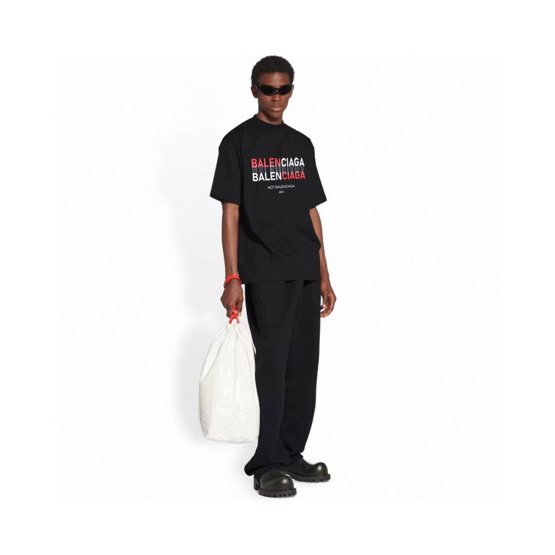 Double letter printing t-shirt Double letter printing t-shirt