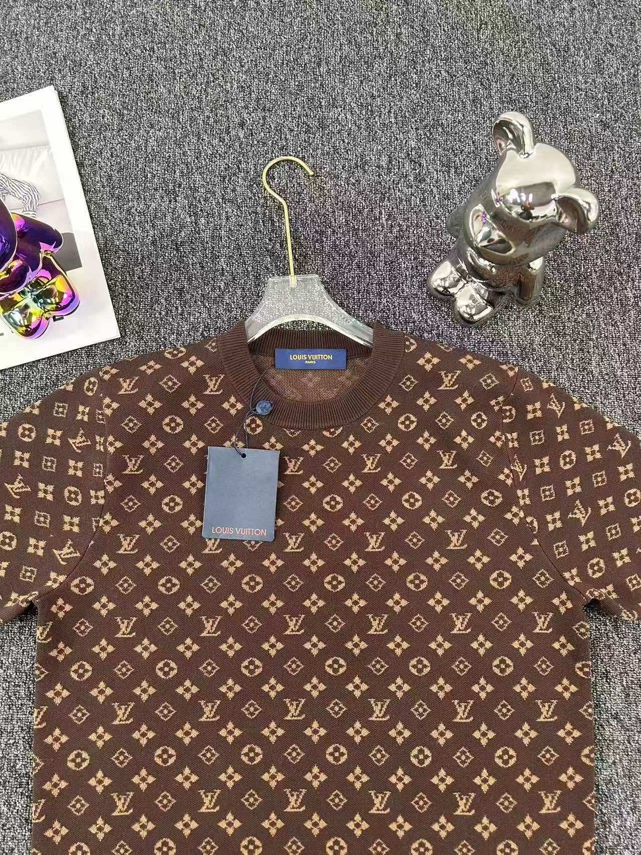 full print short-sleeved knitted t-shirt full print short-sleeved knitted t-shirt
